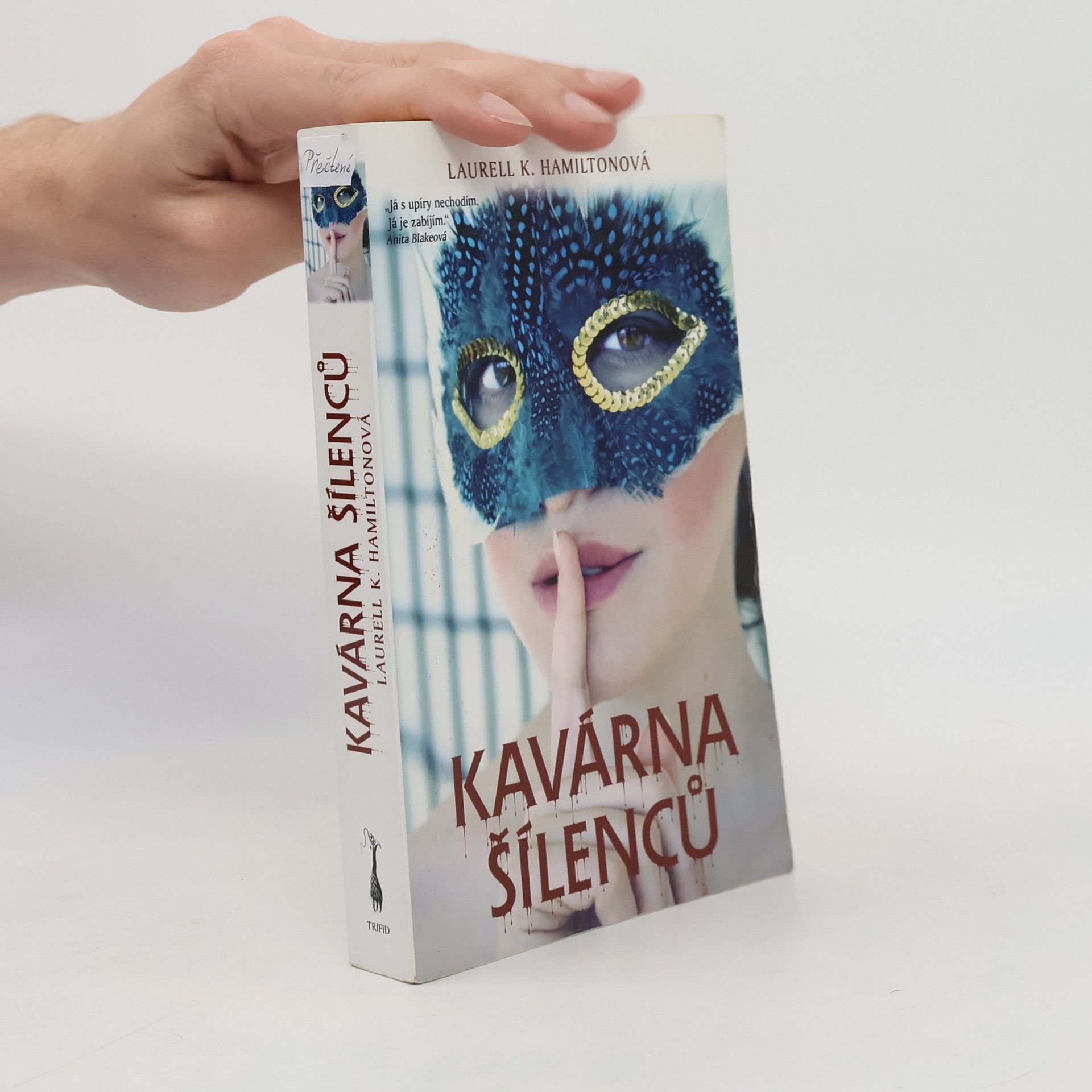 Laurell Kaye Hamilton Kavárna šílenců