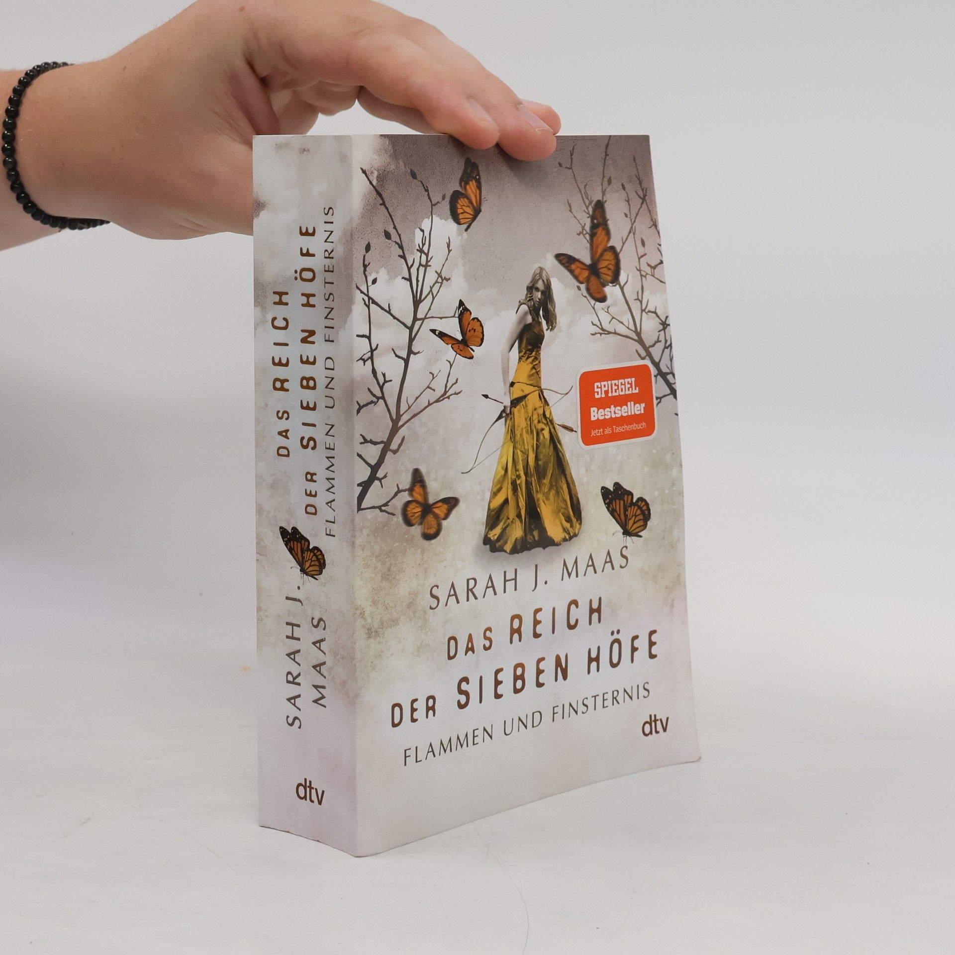 Sarah J. Maas Das Reich der Sieben Höfe. Flammen und Finsternis