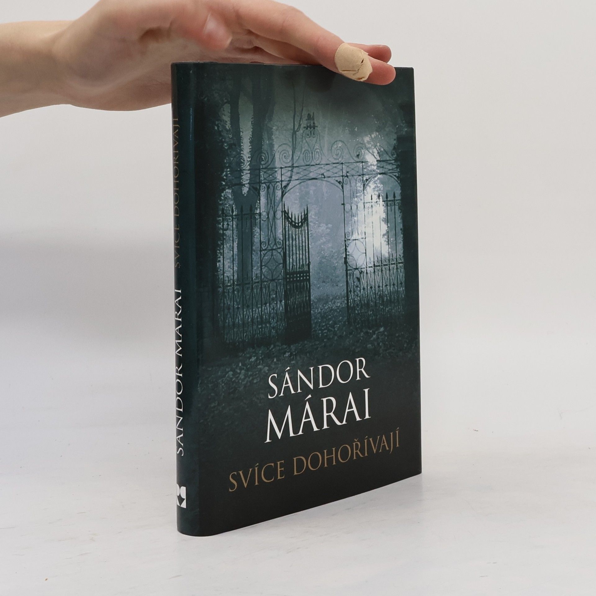 Sándor Márai Svíce dohořívají