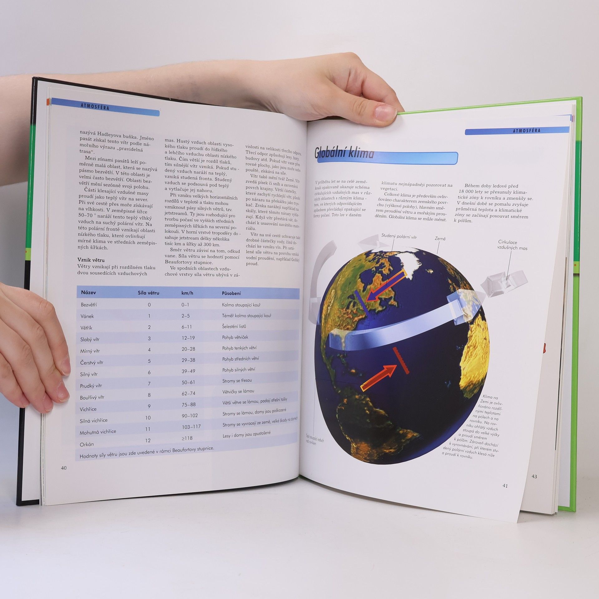 Autores varios Země. Moře, kontinenty, vesmír