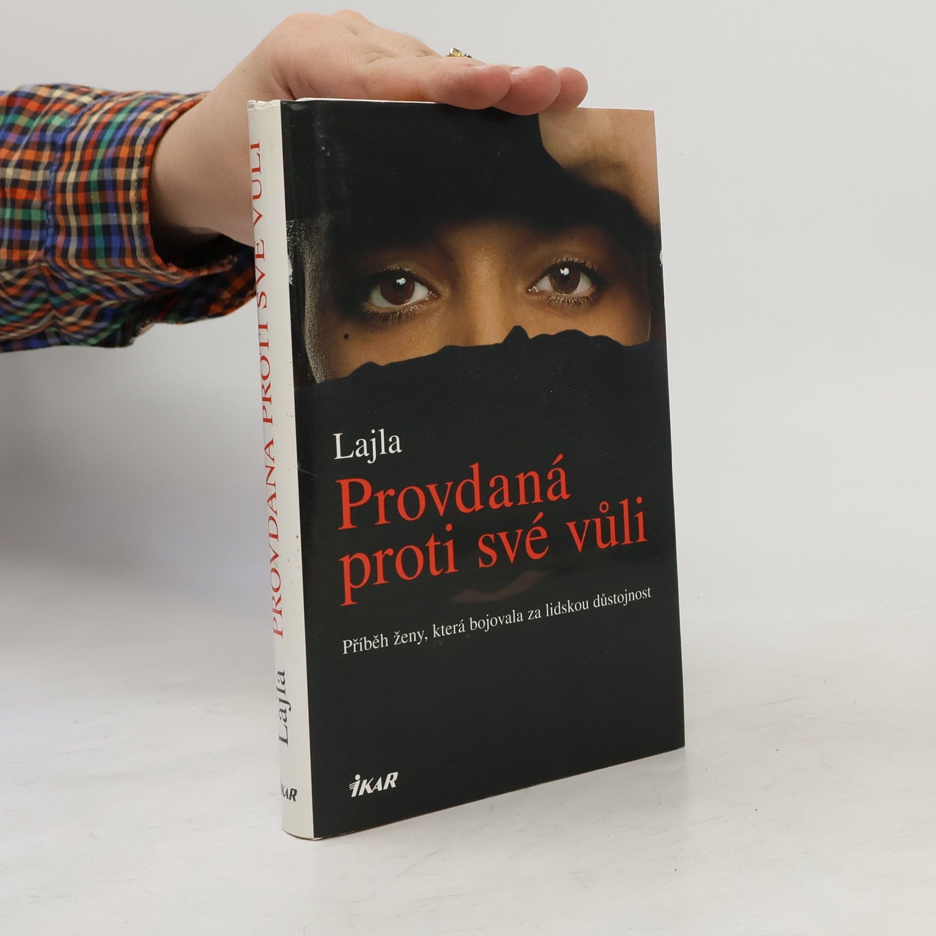 Lajla Provdaná proti své vůli