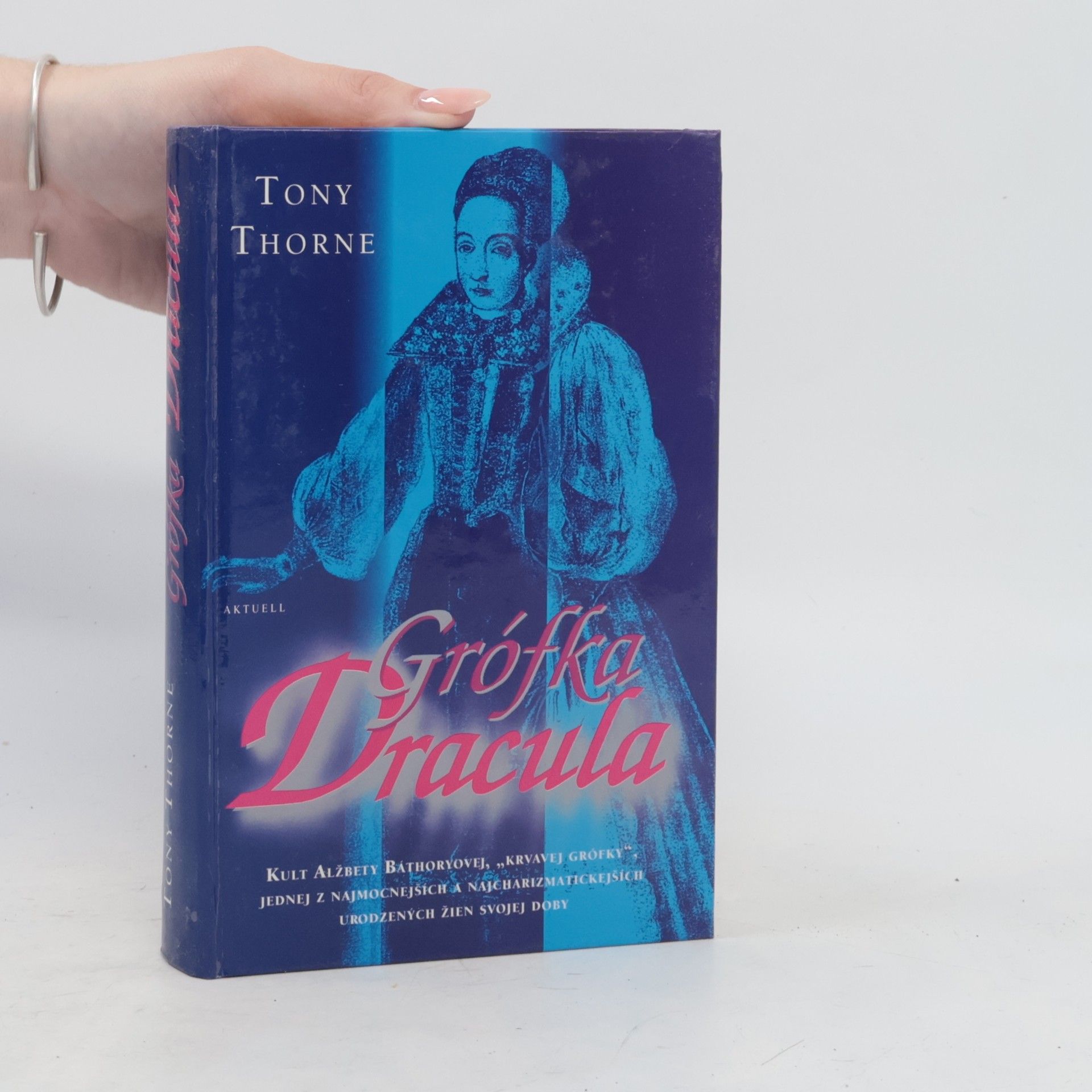 Tony Thorne Grófka Dracula