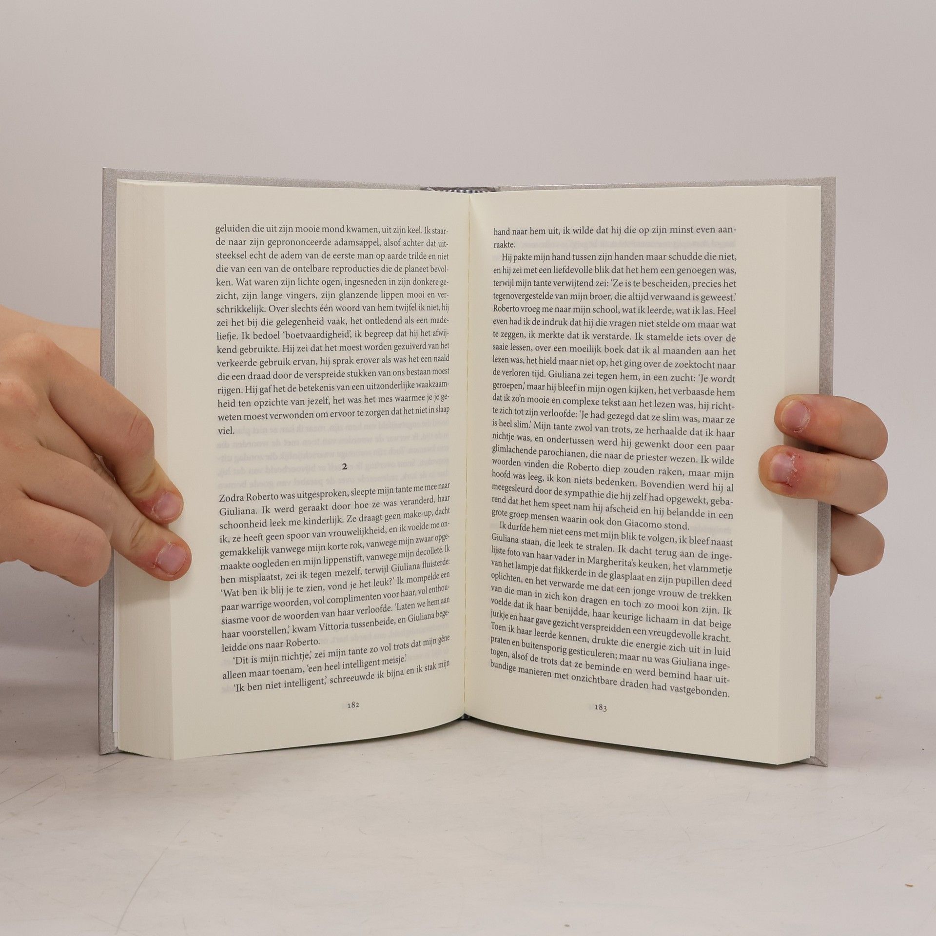 Elena Ferrante Het leugenachtige leven van volwassenen