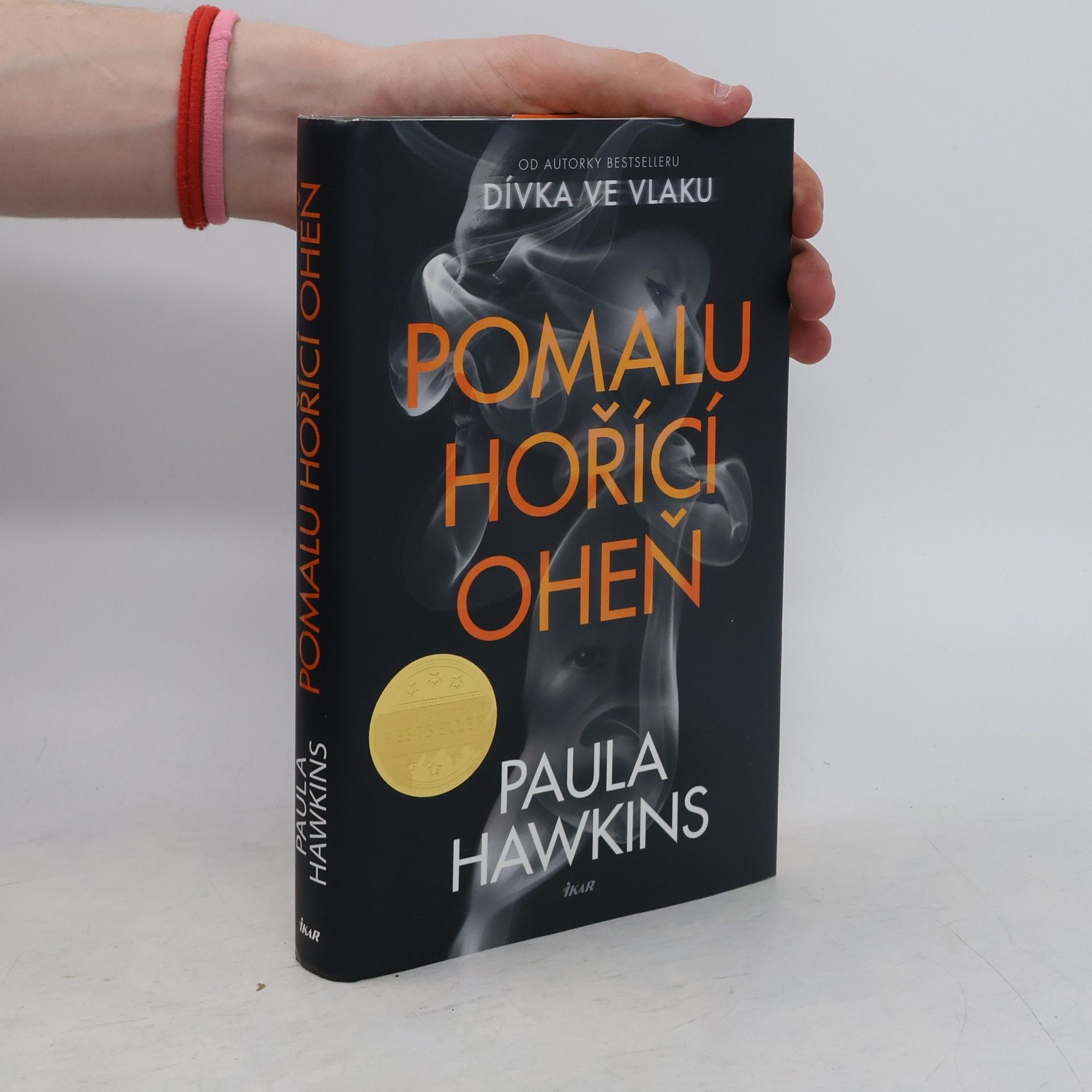 Paula Hawkinsová Pomalu hořící oheň