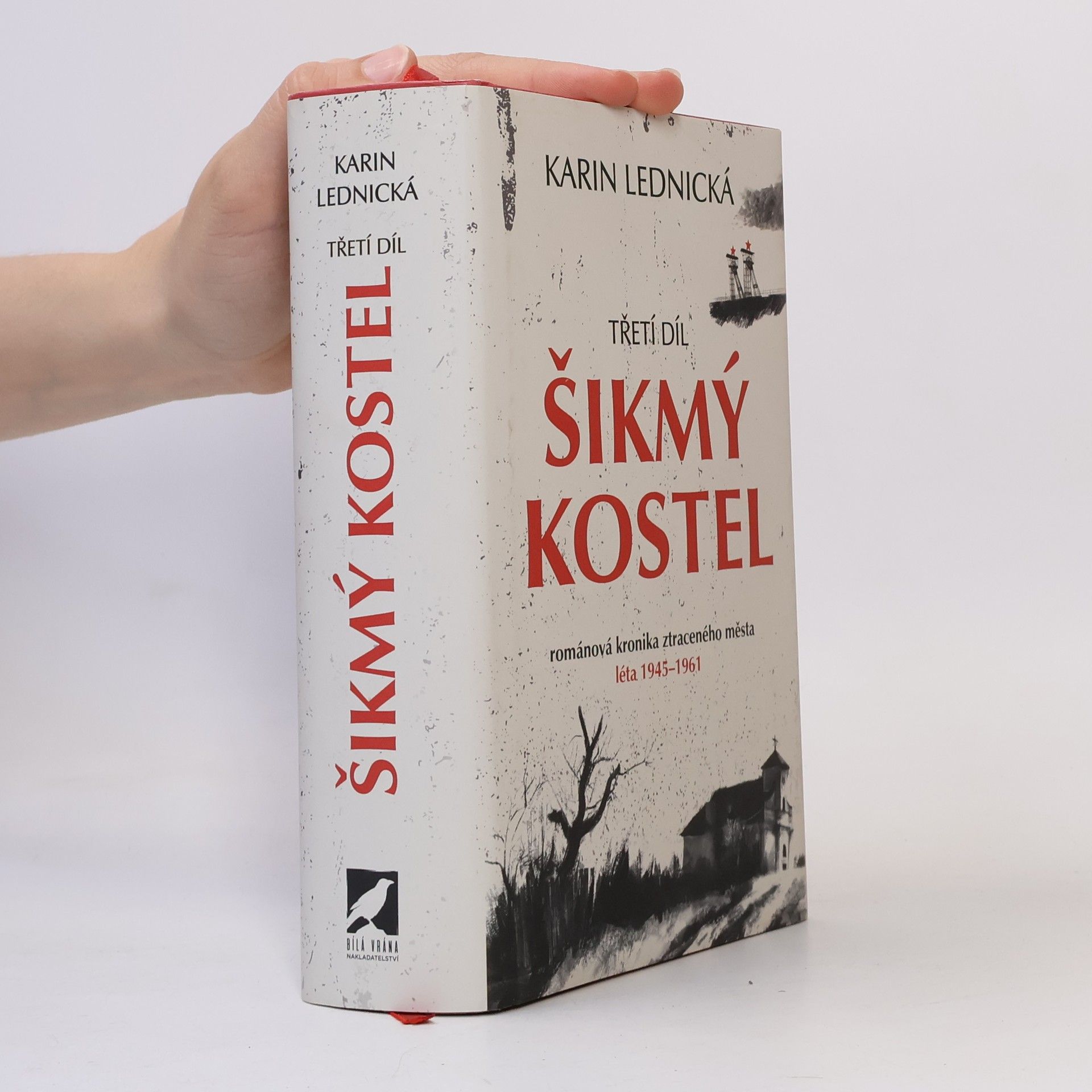 Karin Lednická Šikmý kostel 3
