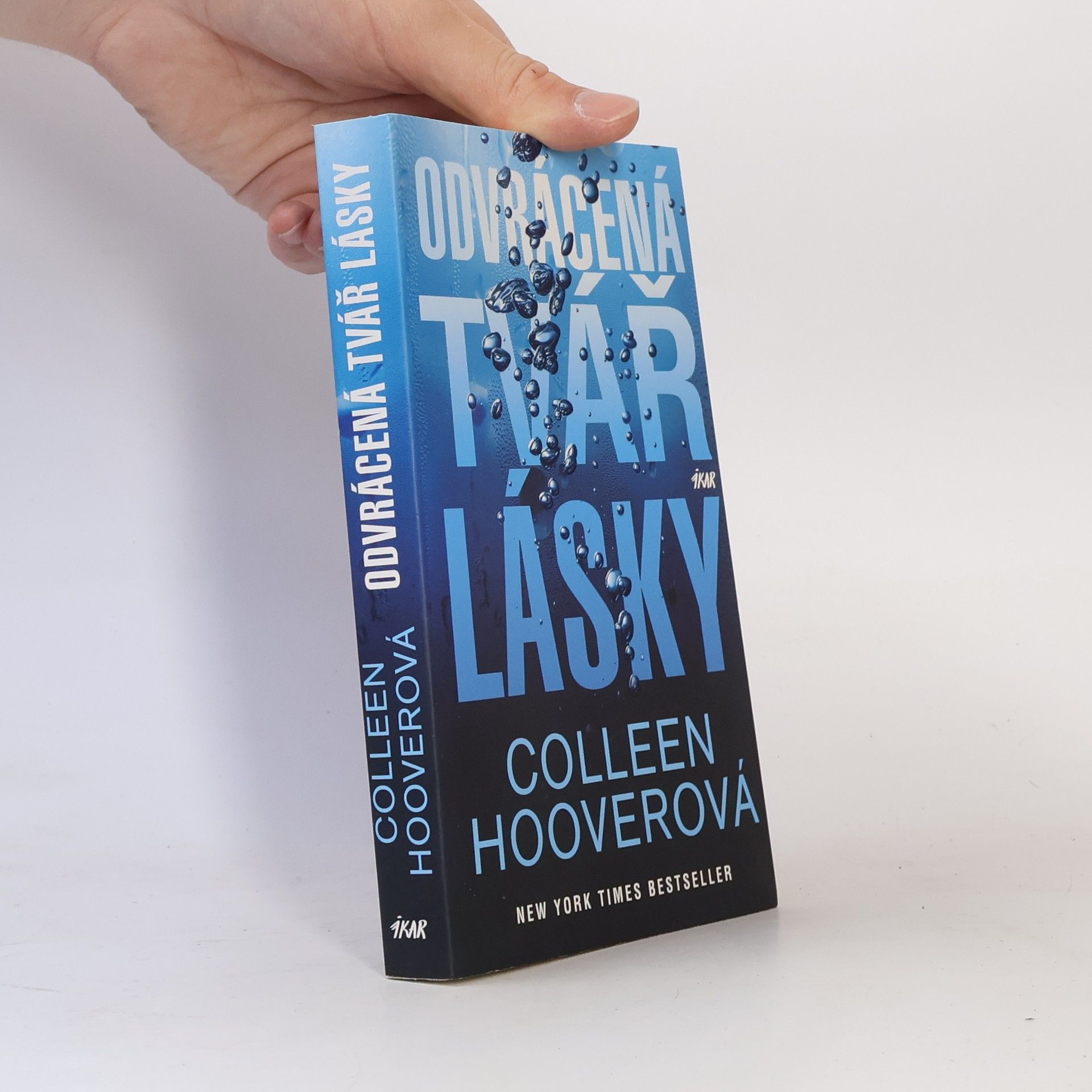 Colleen Hoover Odvrácená tvář lásky