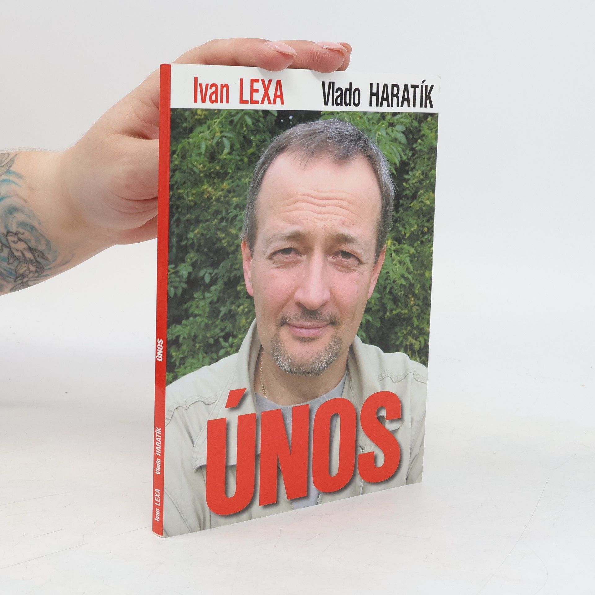 Únos