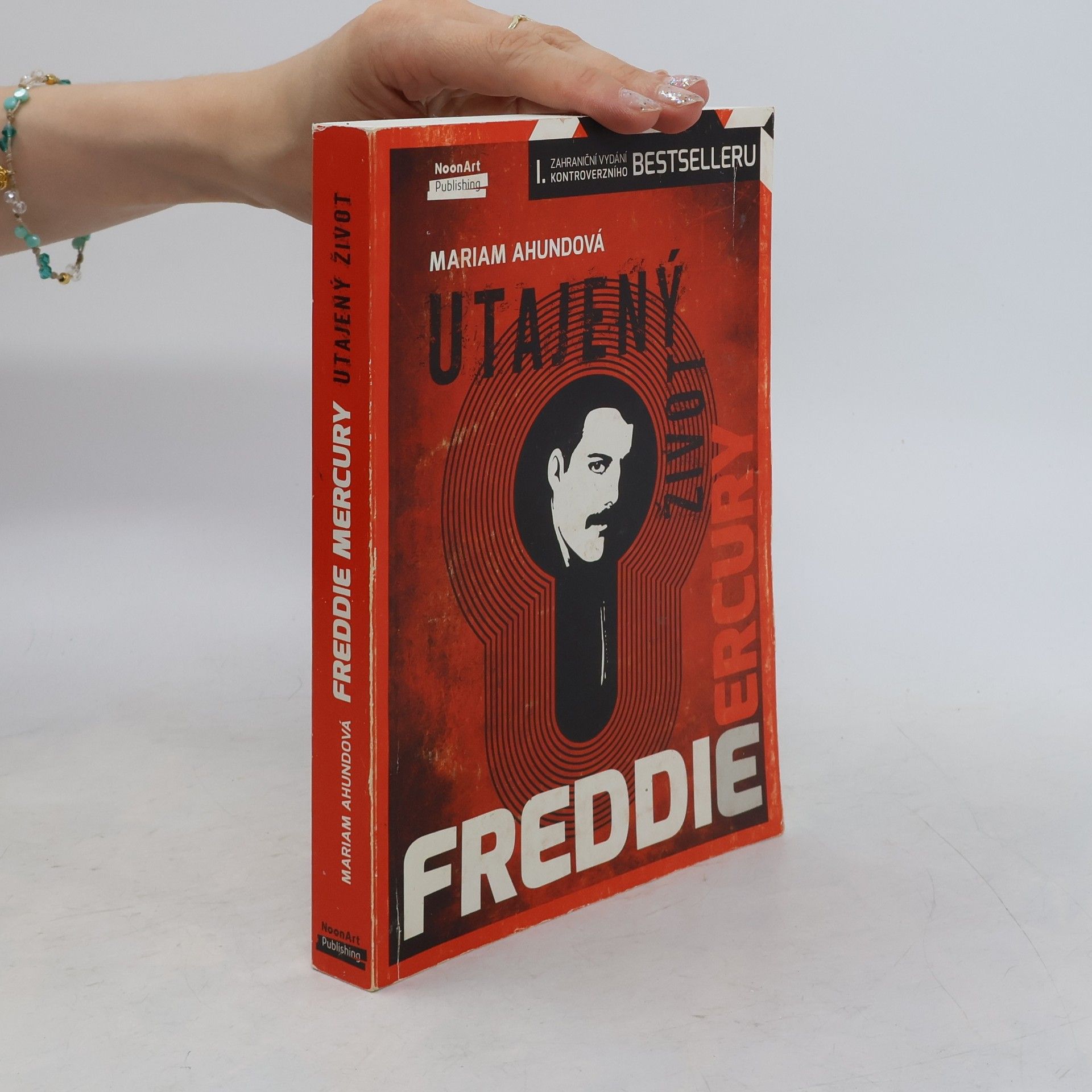 Radek Fiřt Freddie Mercury. Utajený život