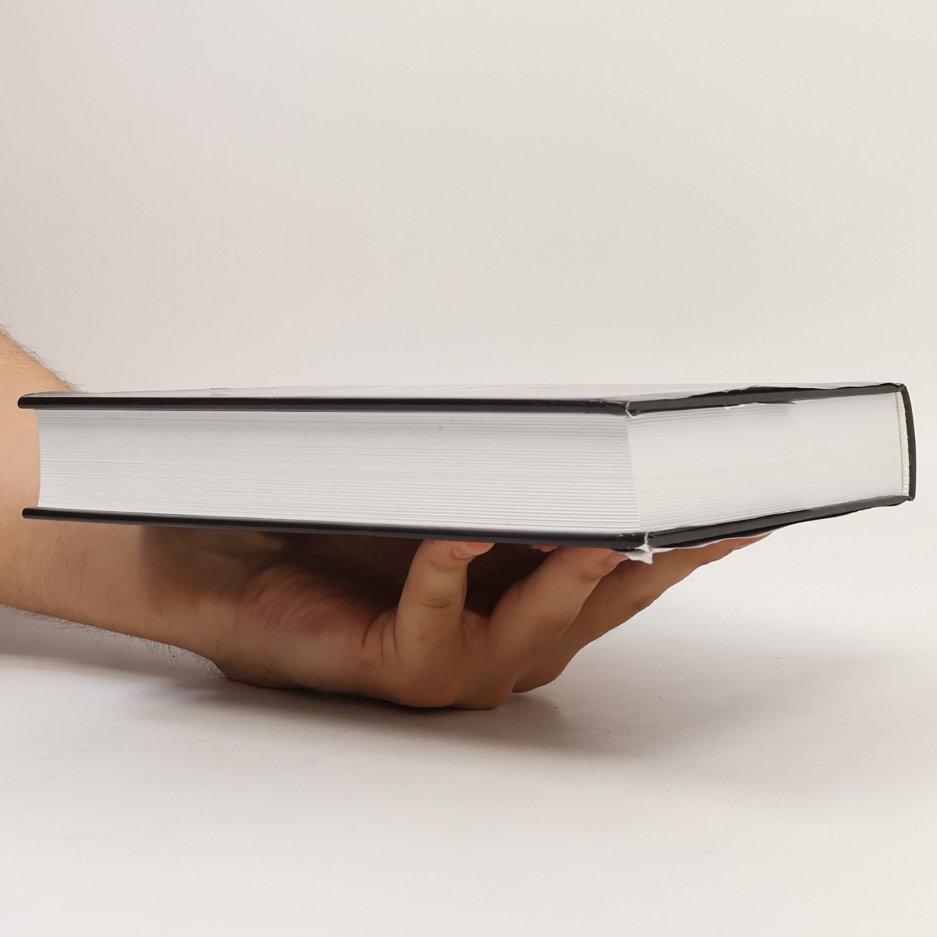 Yuval Noah Harari Sapiens - Od zvířete k božskému jedinci