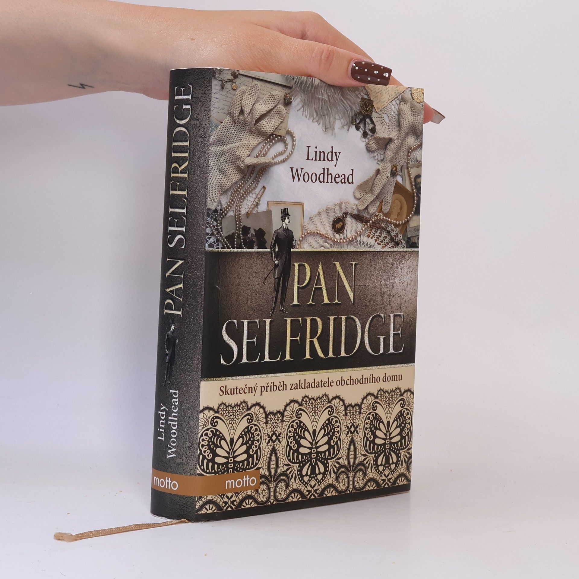 Lindy Woodhead Pan Selfridge