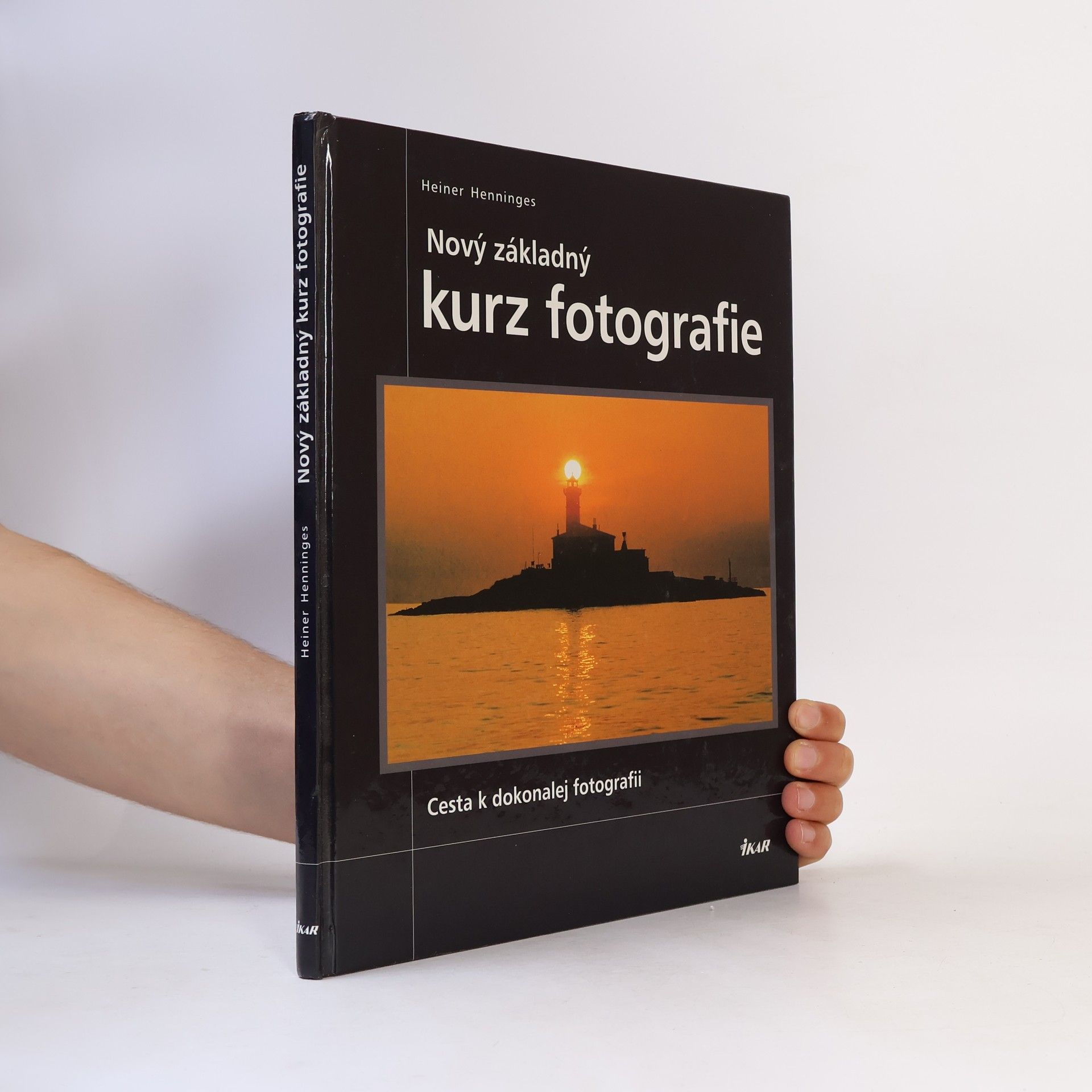 Heiner Henninges Nový základný kurz fotografie