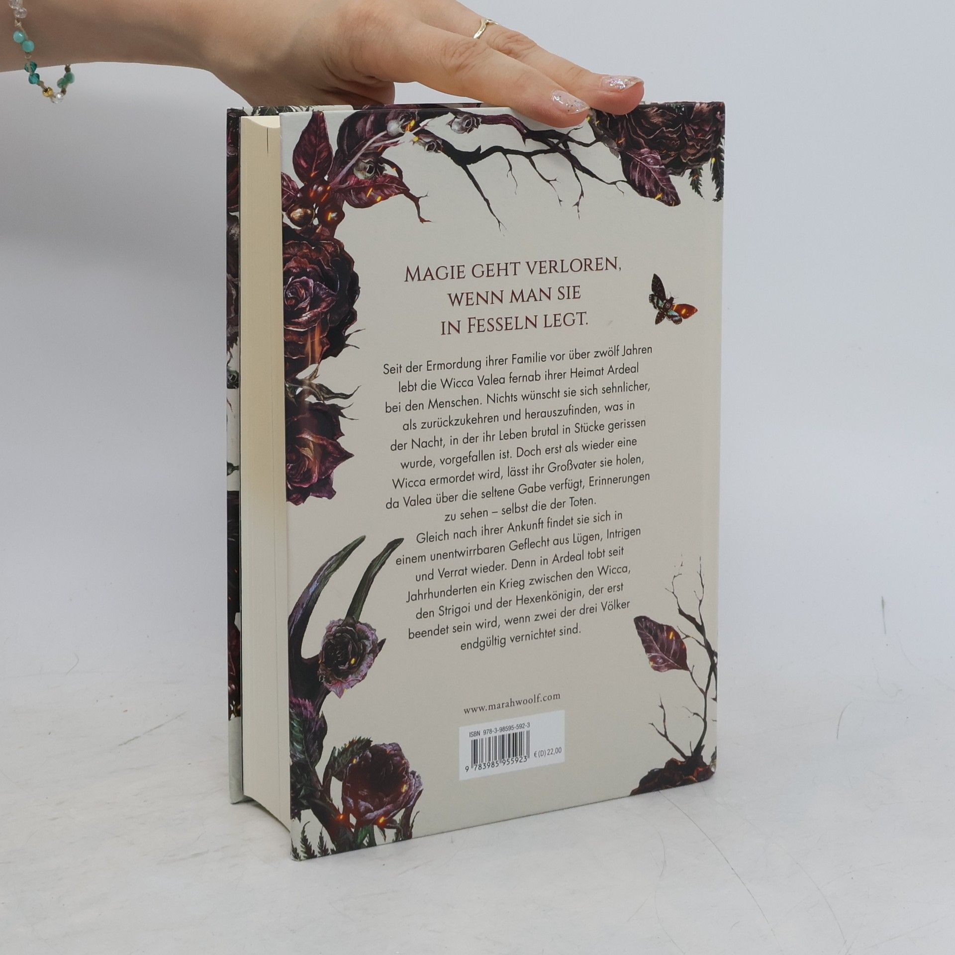 Marah Woolf WiccaCreed. Zeichen & Omen