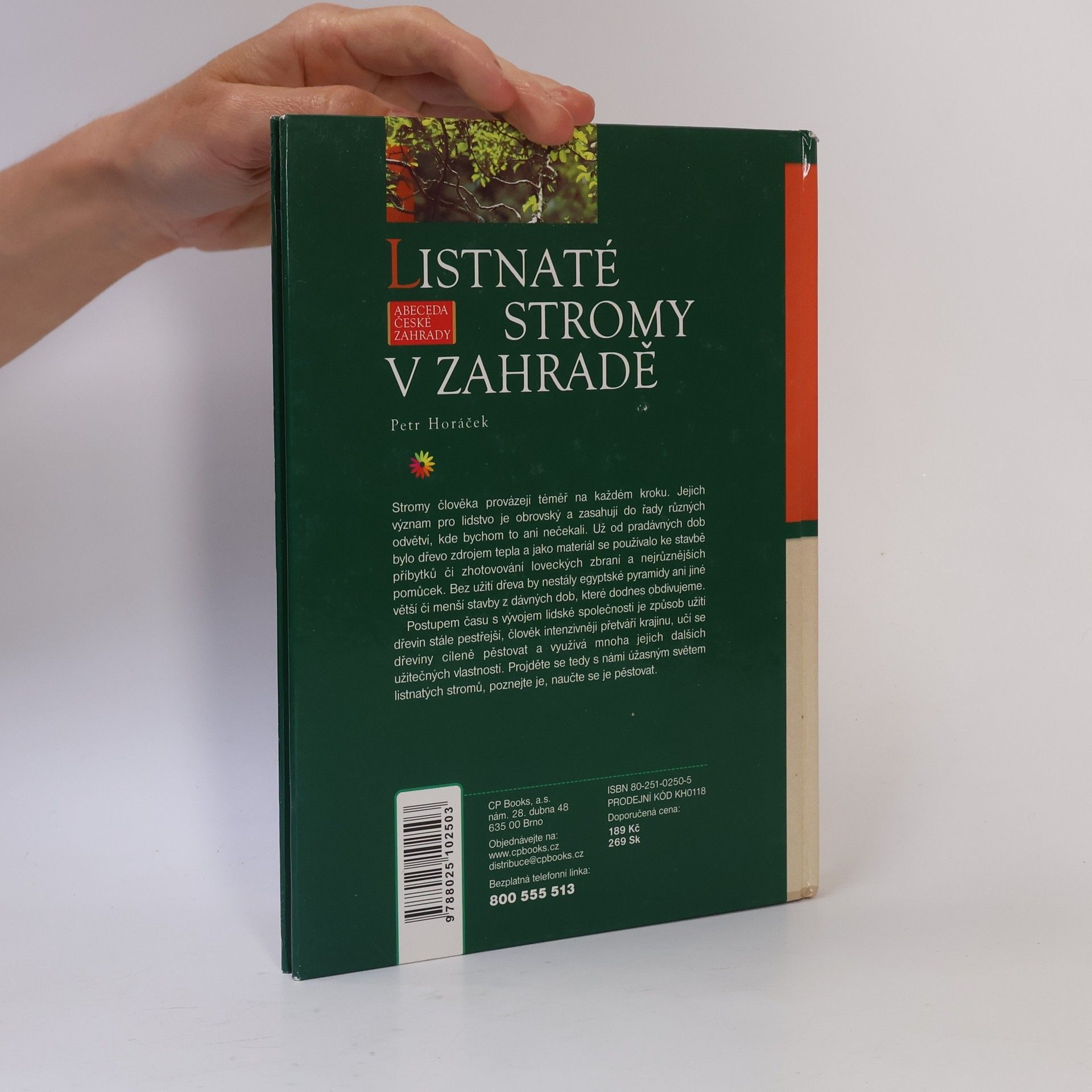 Horacek Petr Listnaté stromy v zahradě