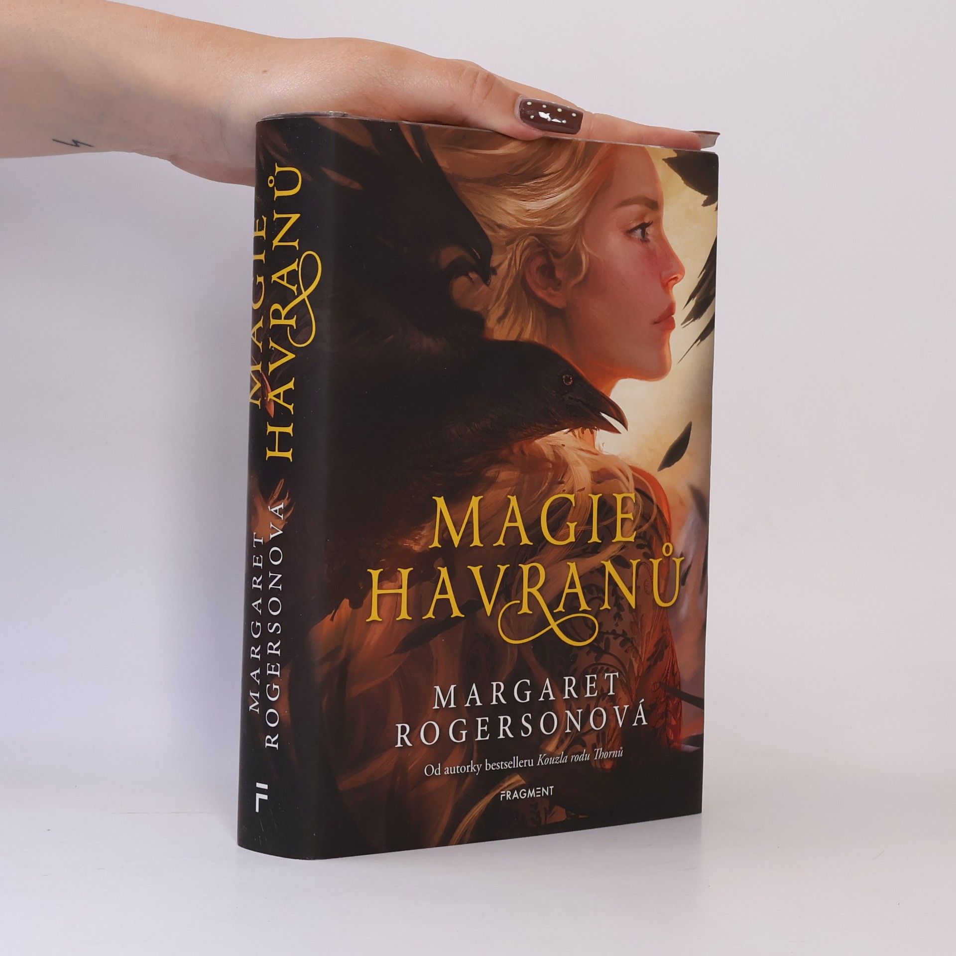 Margaret Rogerson Magie havranů