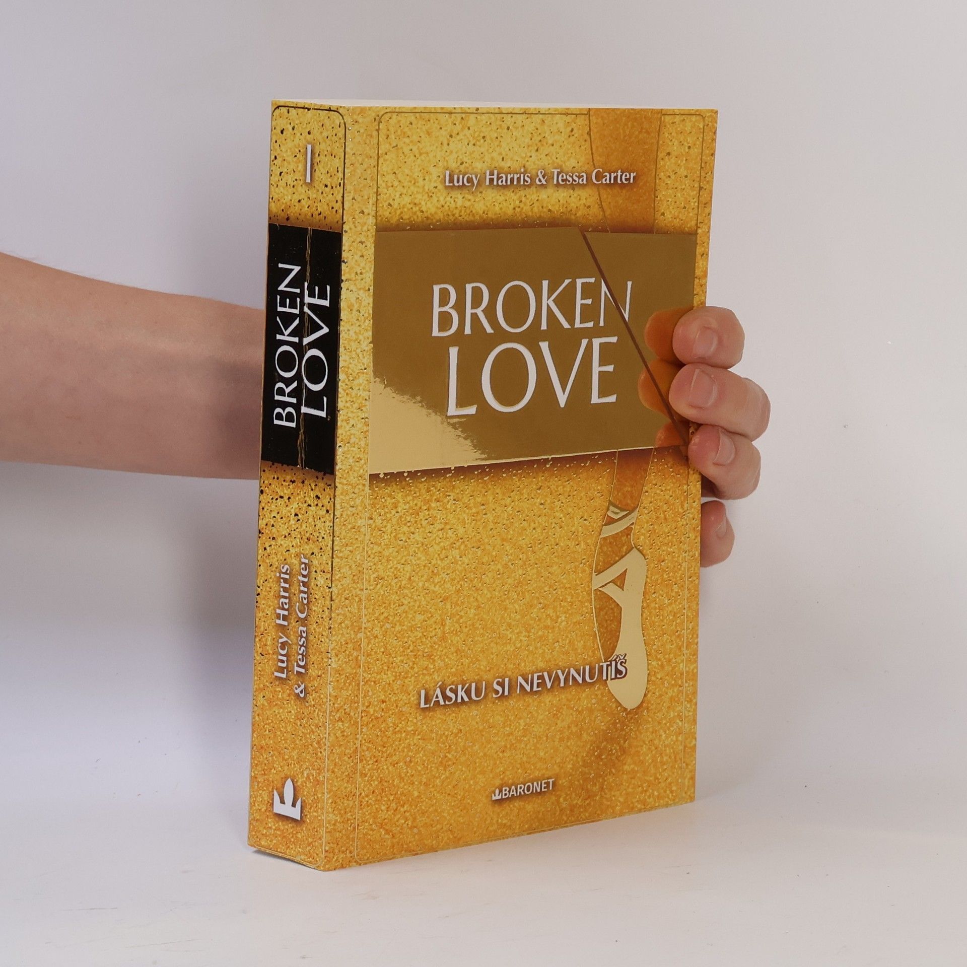 Tessa Carter Broken Love 1. Lásku si nevynutíš