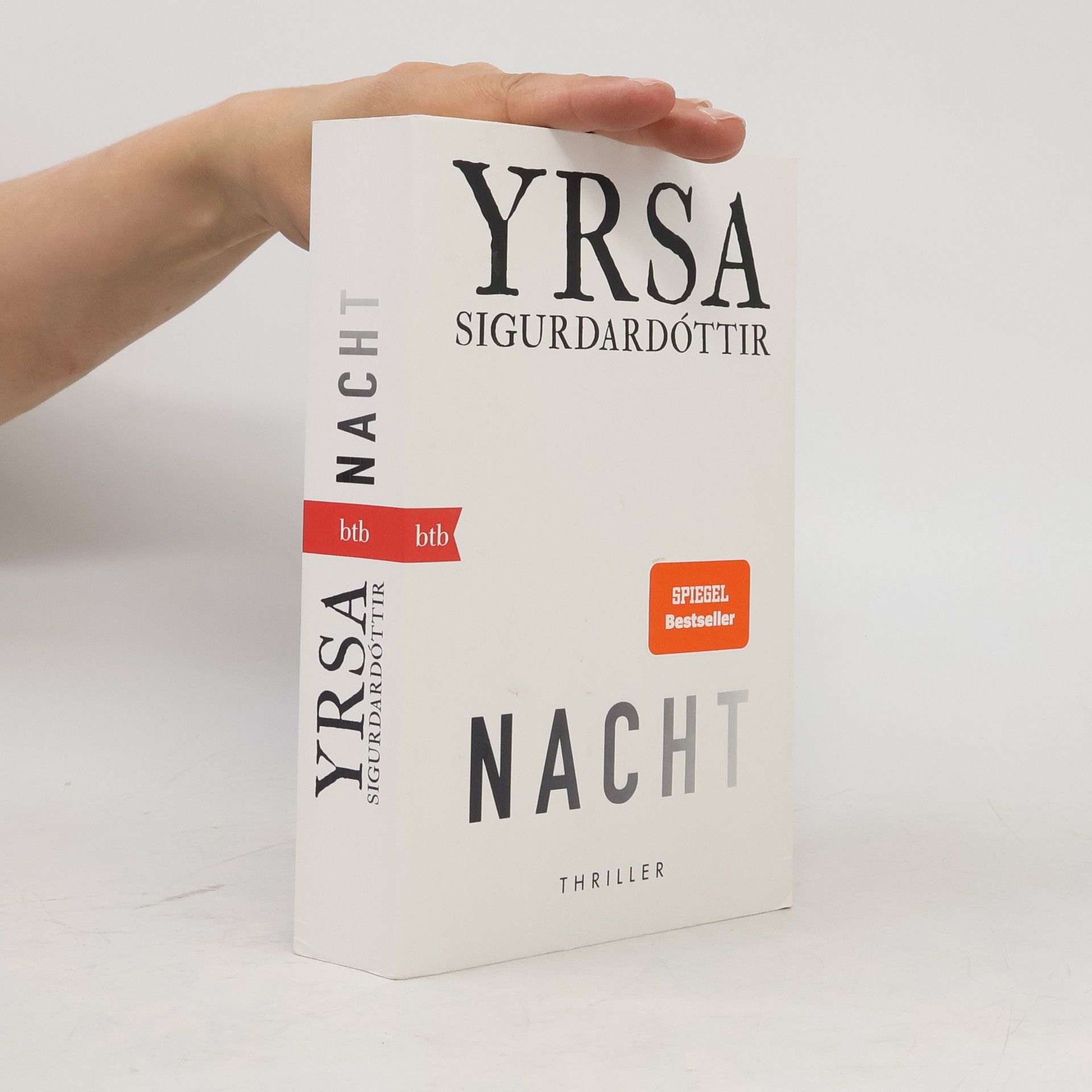 Yrsa Sigurðardóttir NACHT