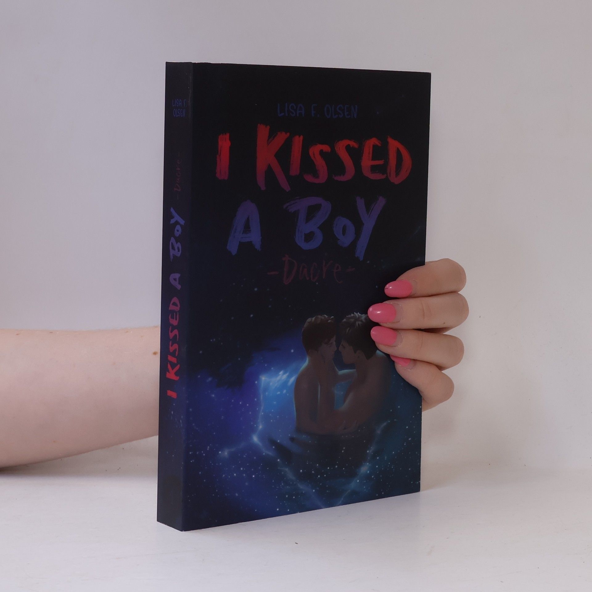 Lisa F. Olsen I kissed a boy - Dacre