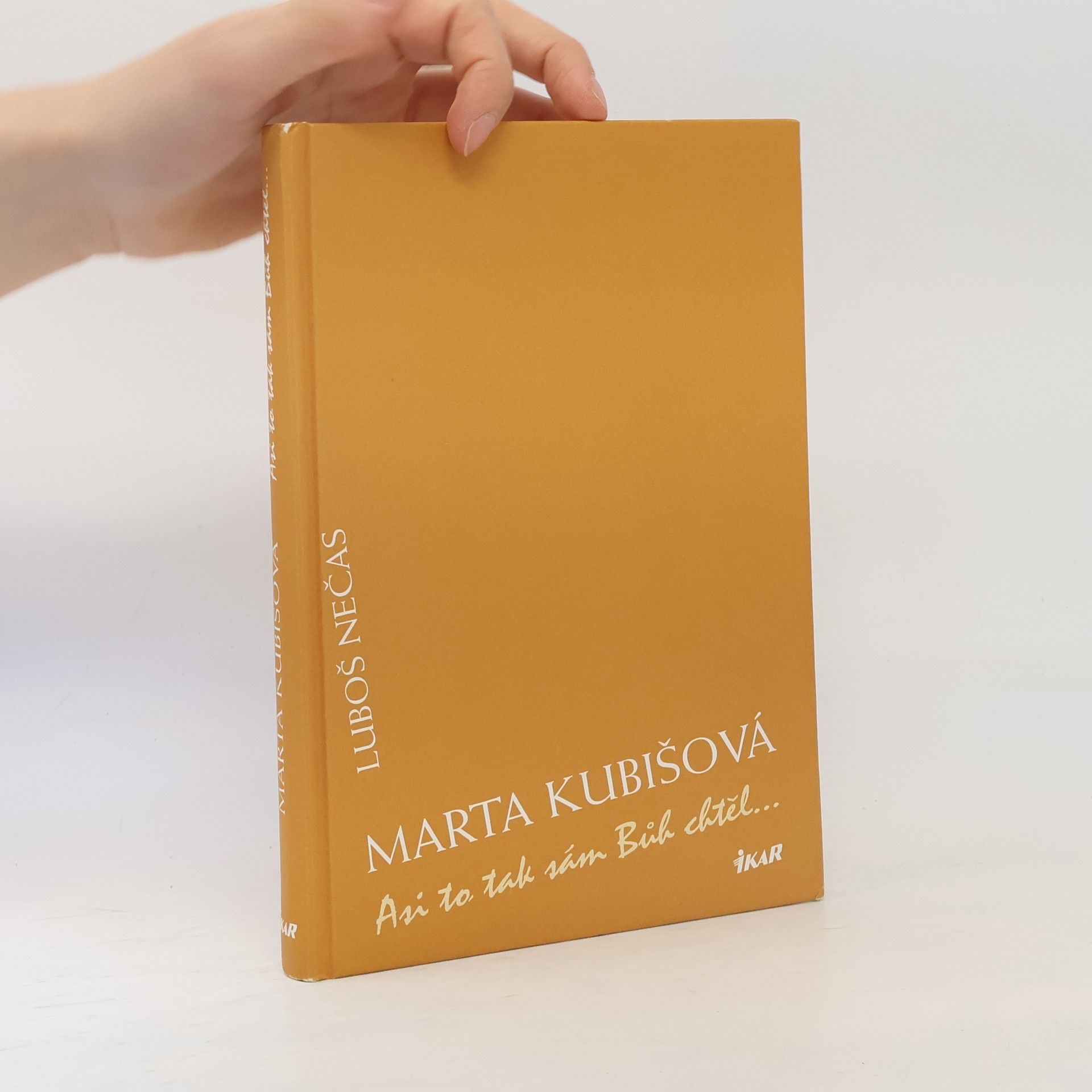 Marta Kubišová. Asi to tak sám Bůh chtěl. //zámluva Kučerová