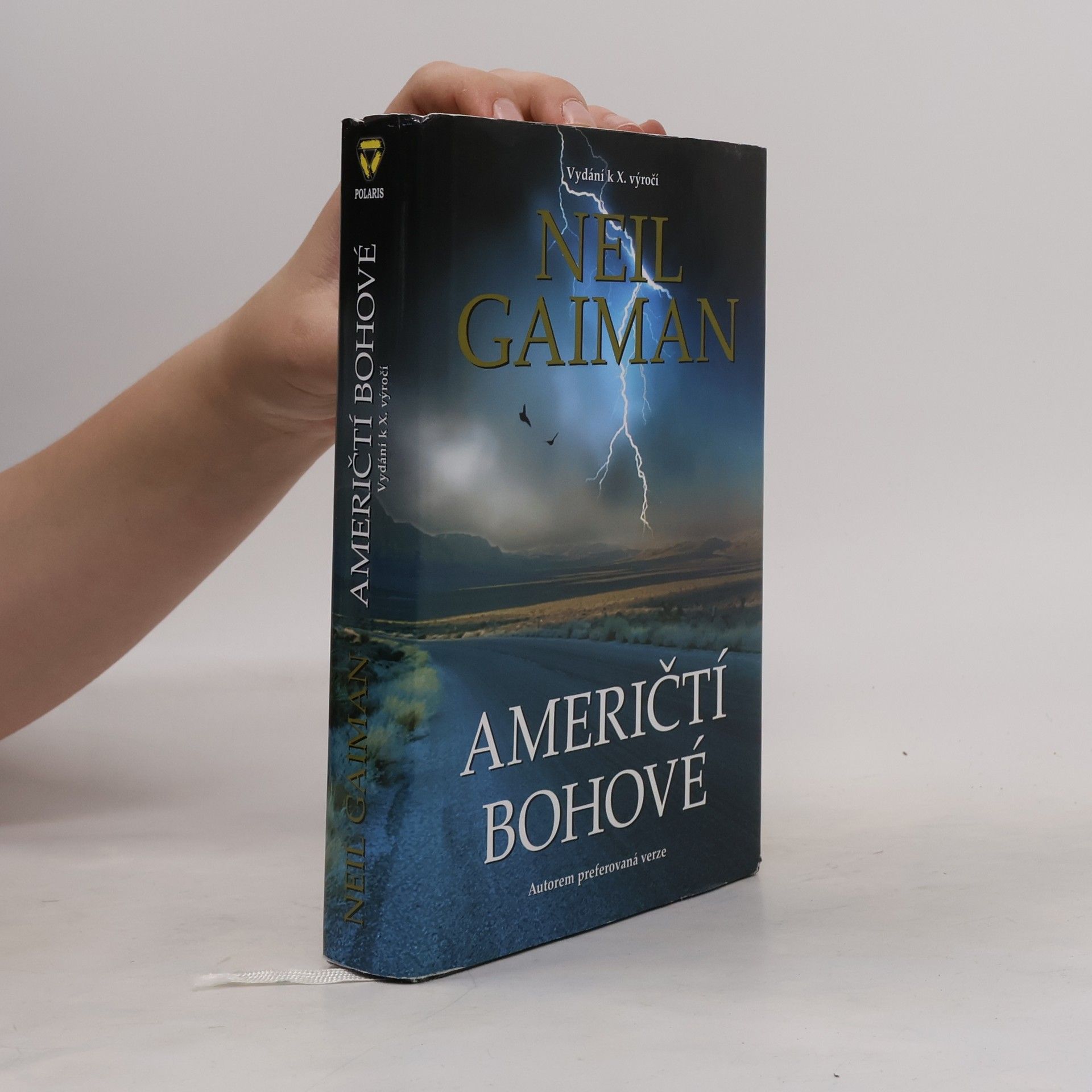 Neil Gaiman Američtí bohové