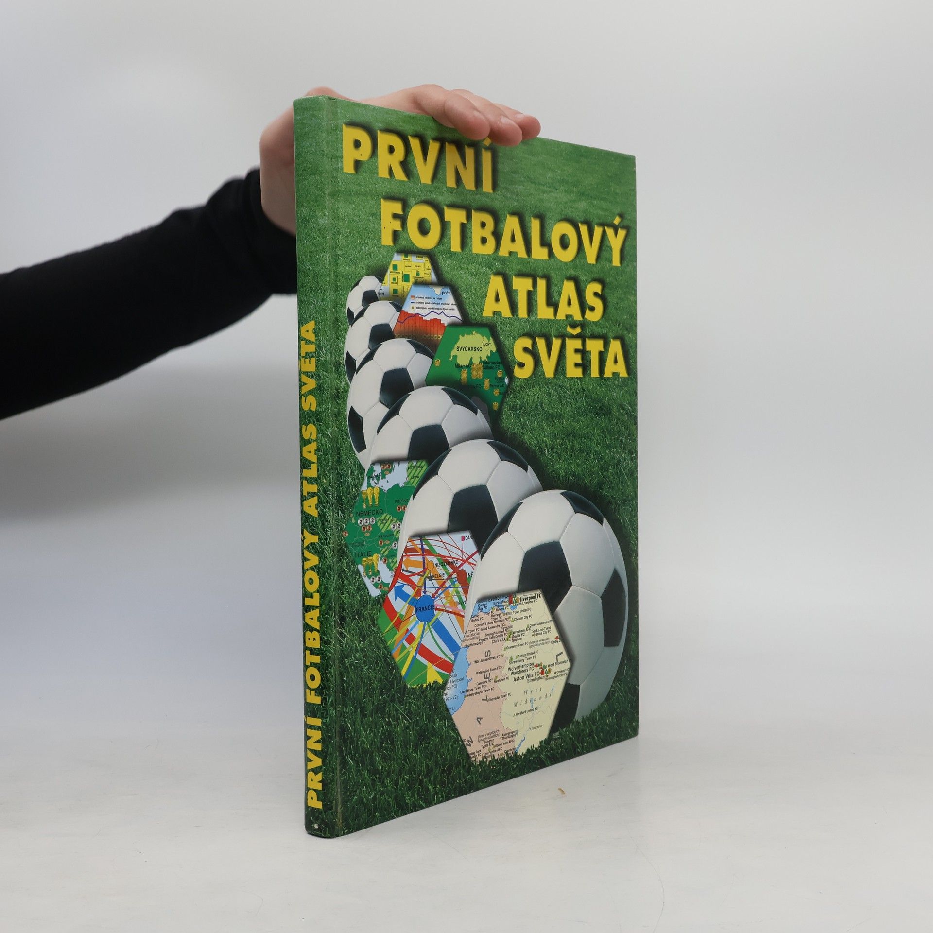 Autorenkollektiv První fotbalový atlas světa