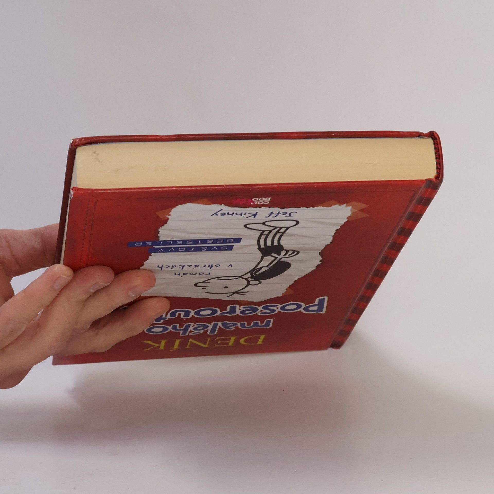 Jeff Kinney Deník malého poseroutky 1