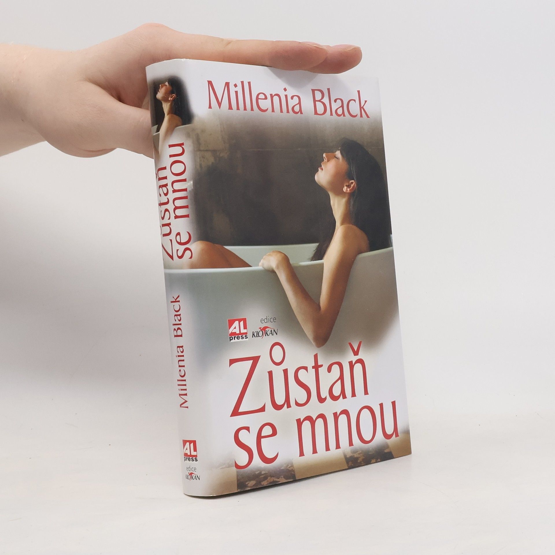 Millenia Black Zůstaň se mnou