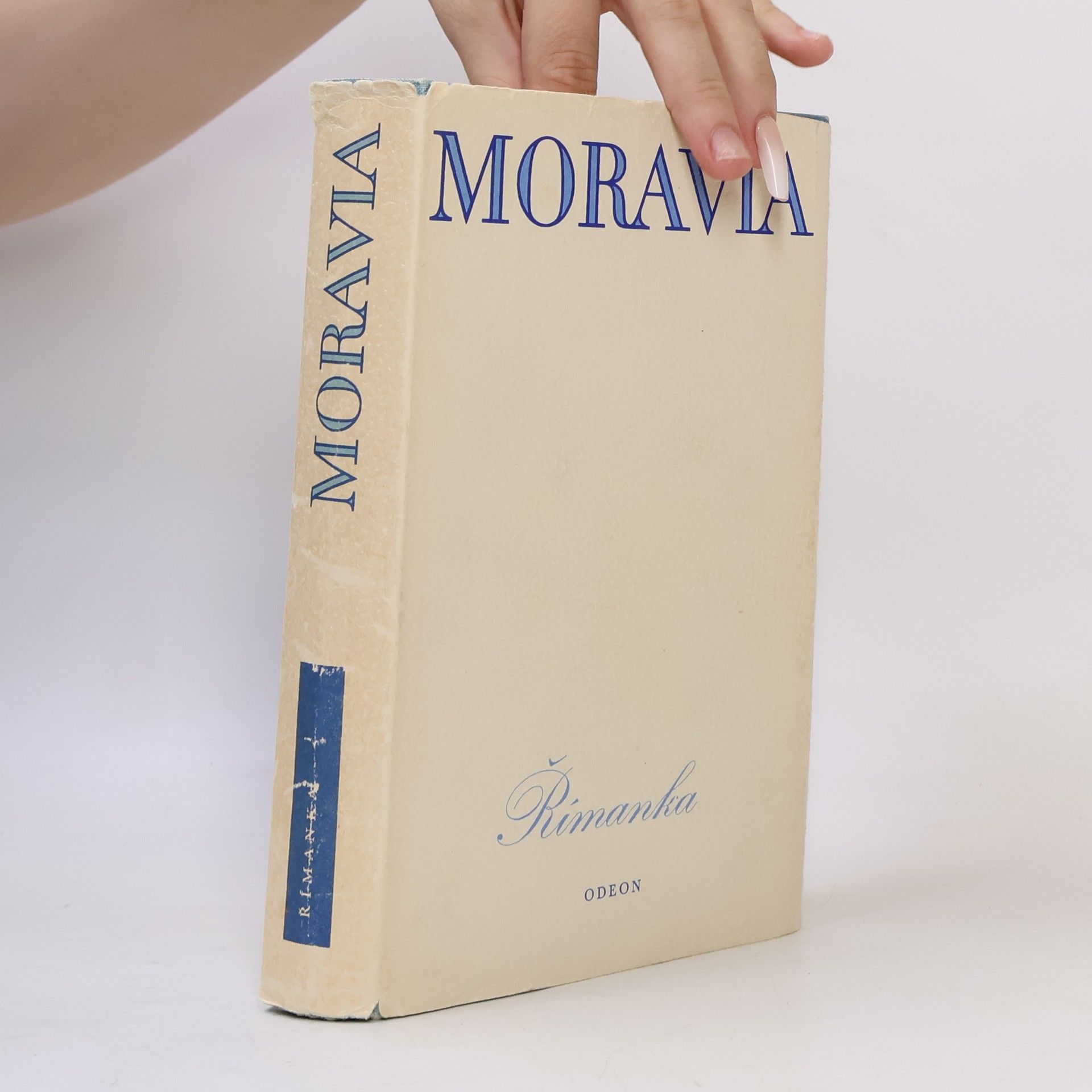 Alberto Moravia Římanka