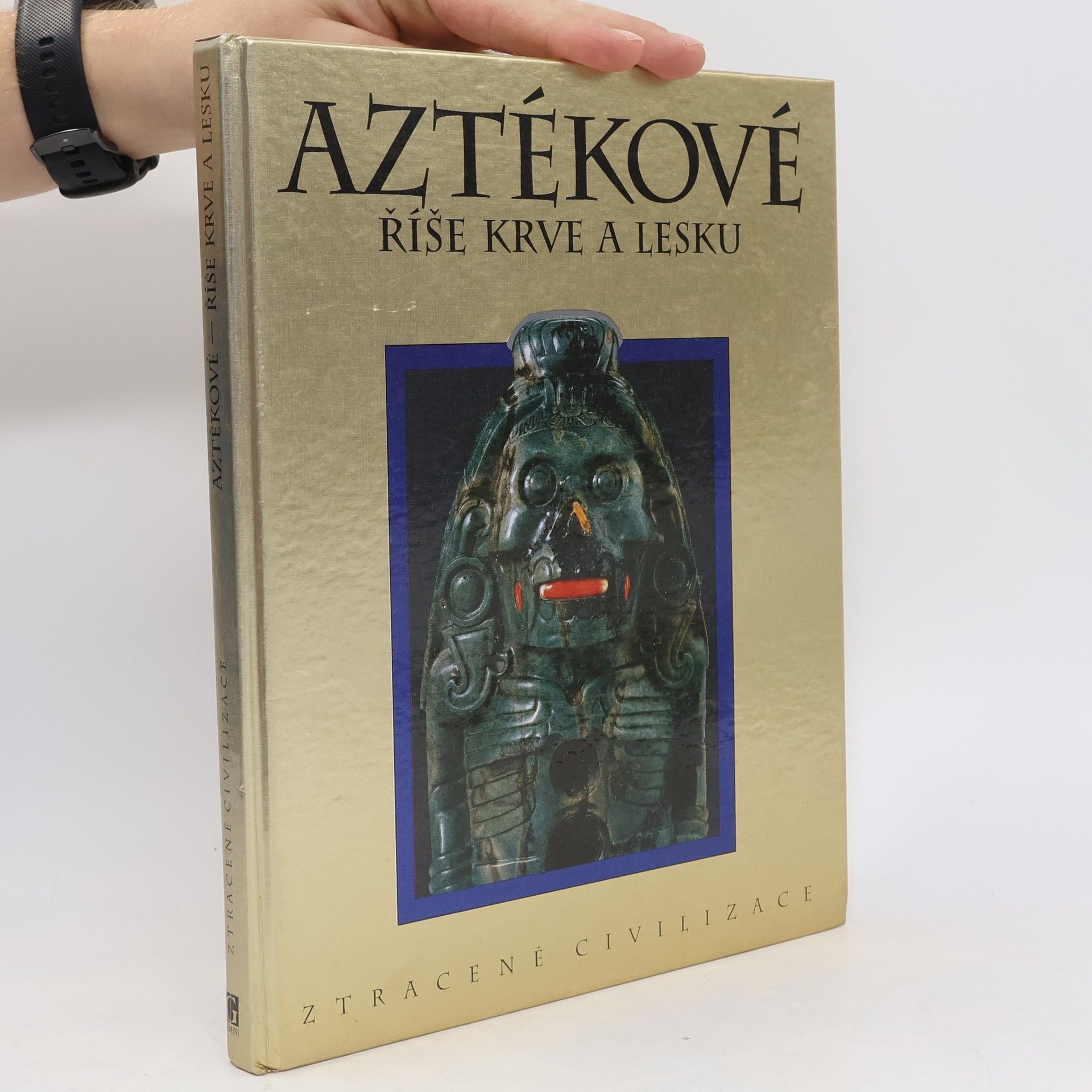 Darcie Johnston Aztékové. Říše krve a lesku