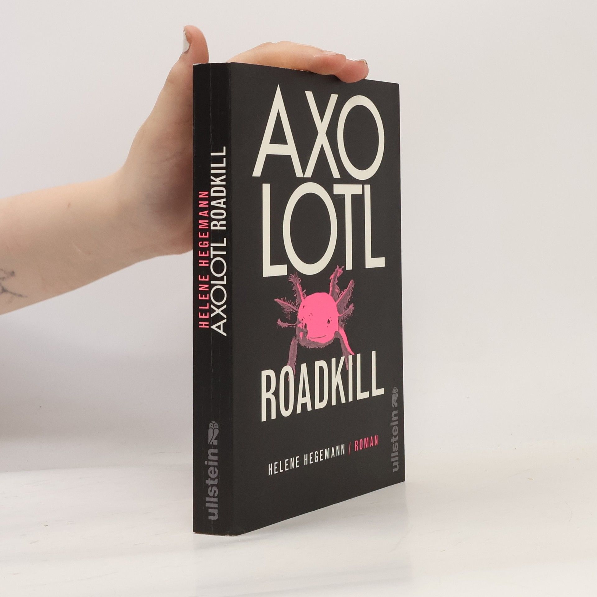 Axolotl Roadkill : Roman