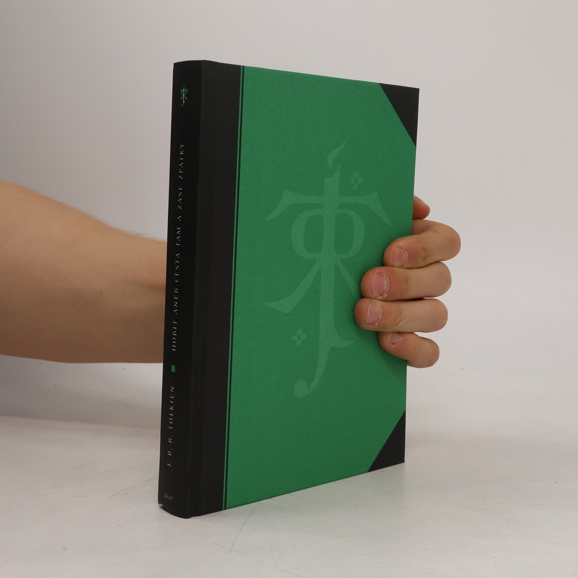 John Ronald Reuel Tolkien Hobit, aneb, Cesta tam a zase zpátky