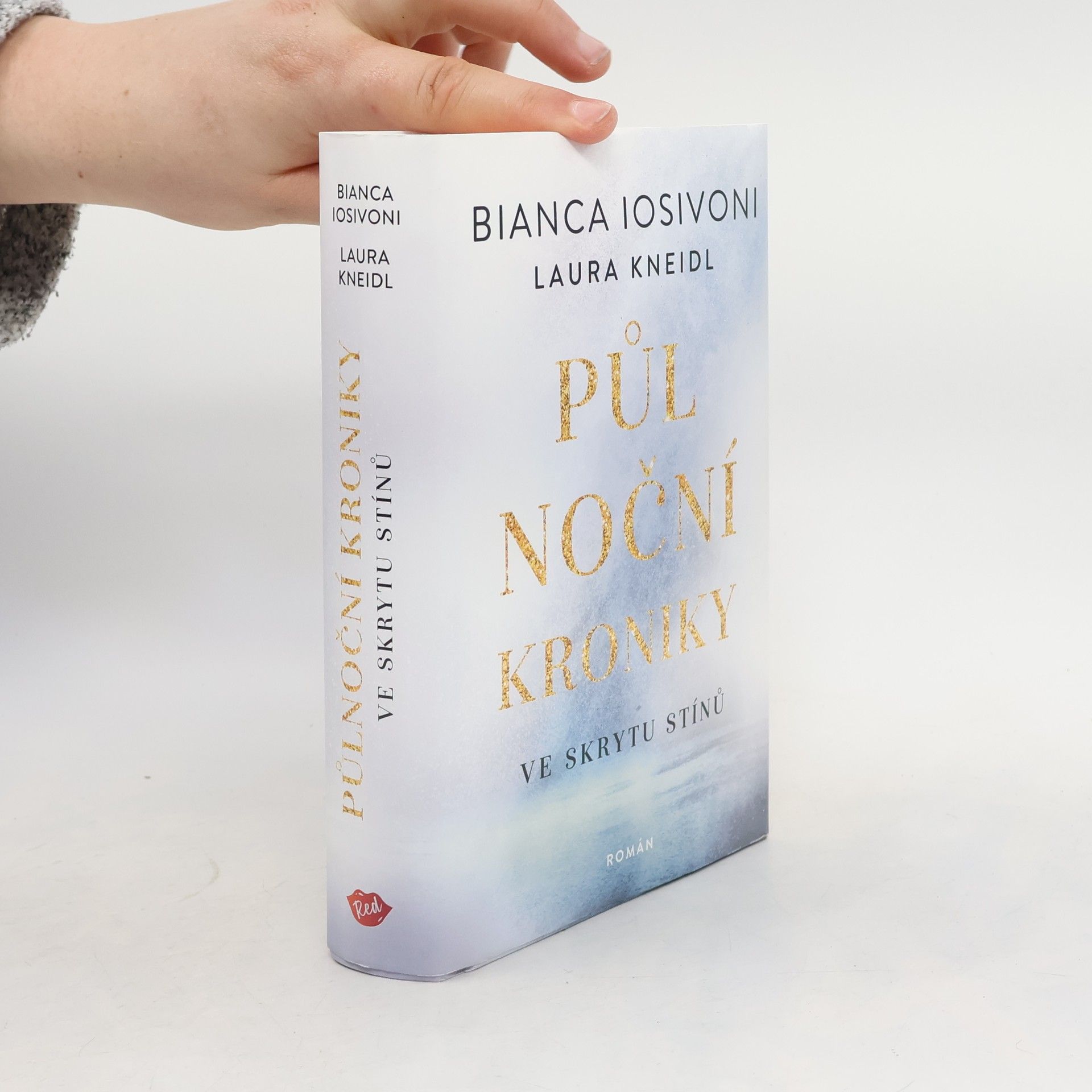 Bianca Iosivoni Ve skrytu stínů