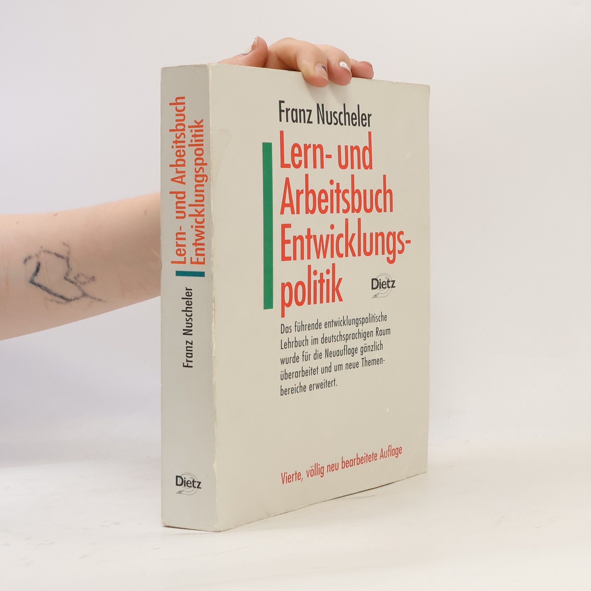 Franz Nuscheler Lern- und Arbeitsbuch Entwicklungspolitik