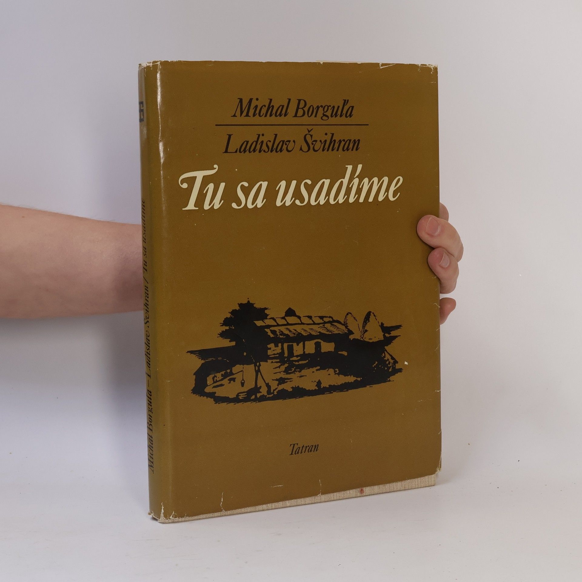 Tu sa usadíme