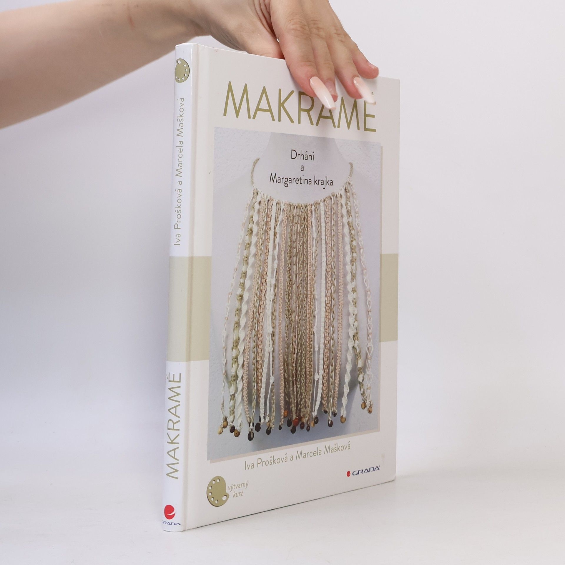 Makramé : drhání a Margaretina krajka