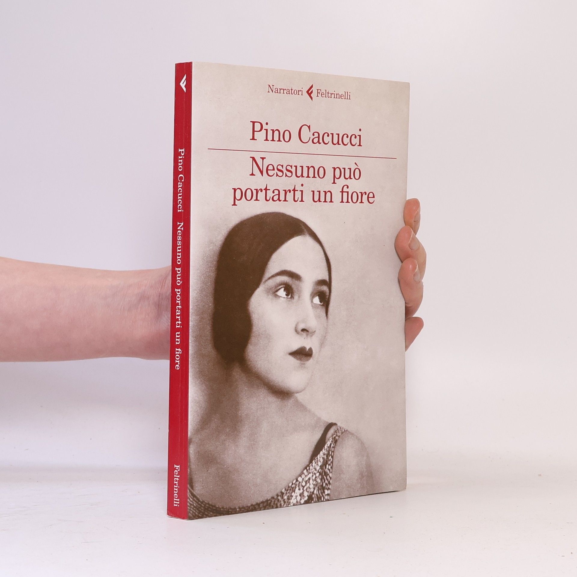 Pino Cacucci Narratori: Nessuno può portarti un fiore