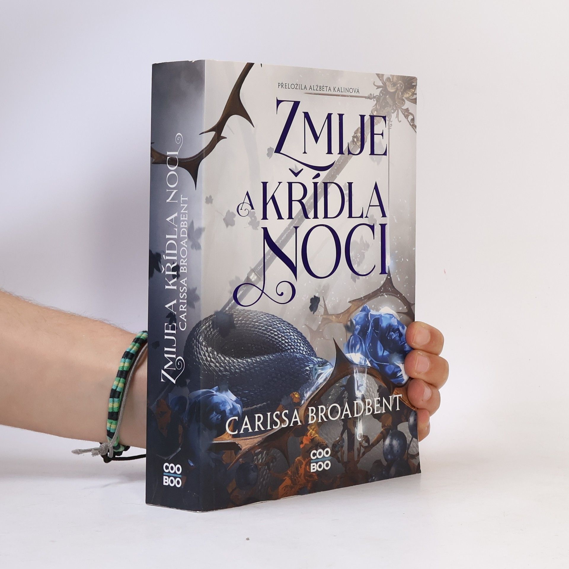 Carissa Broadbent Zmije a křídla noci