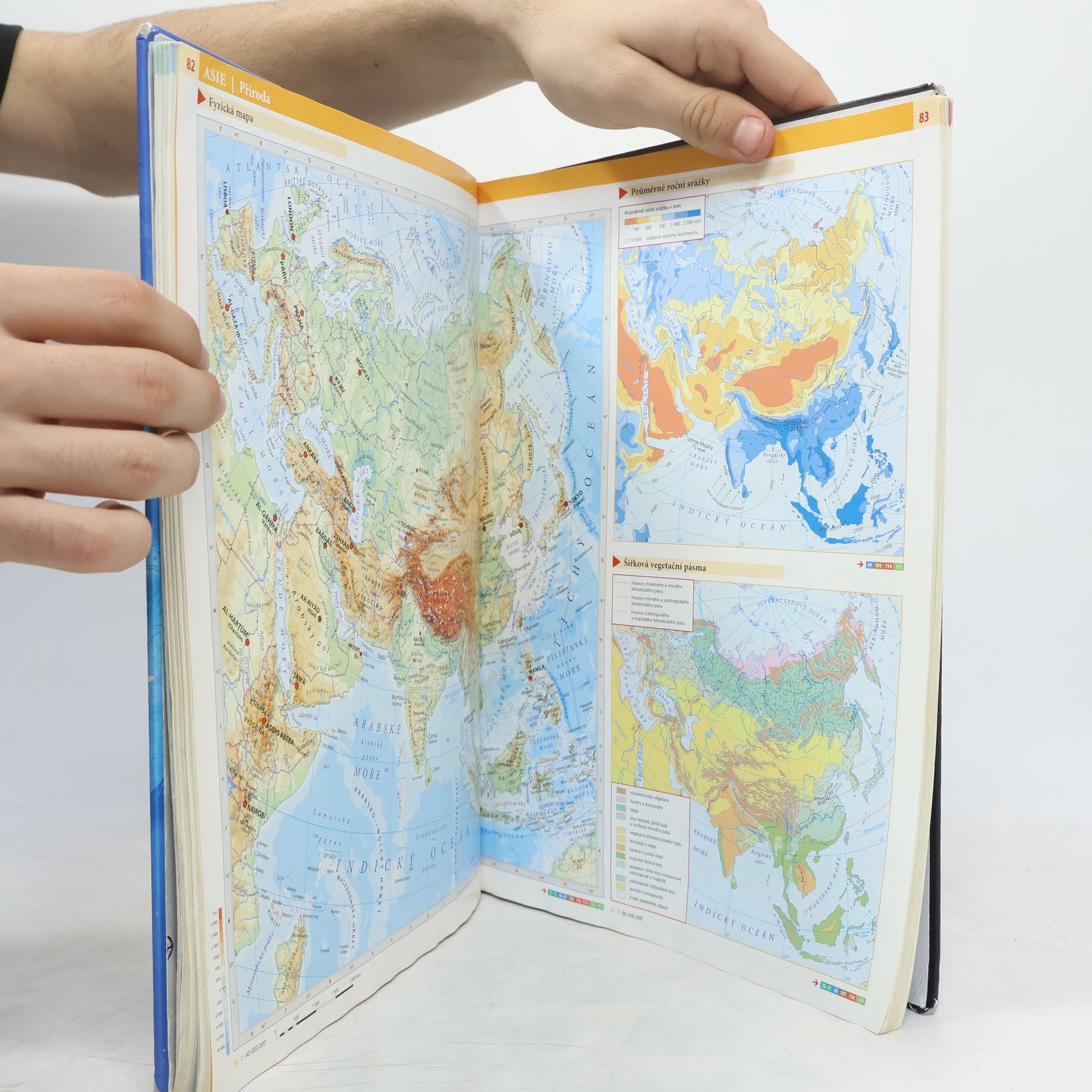 Kolektiv autorů Školní atlas světa