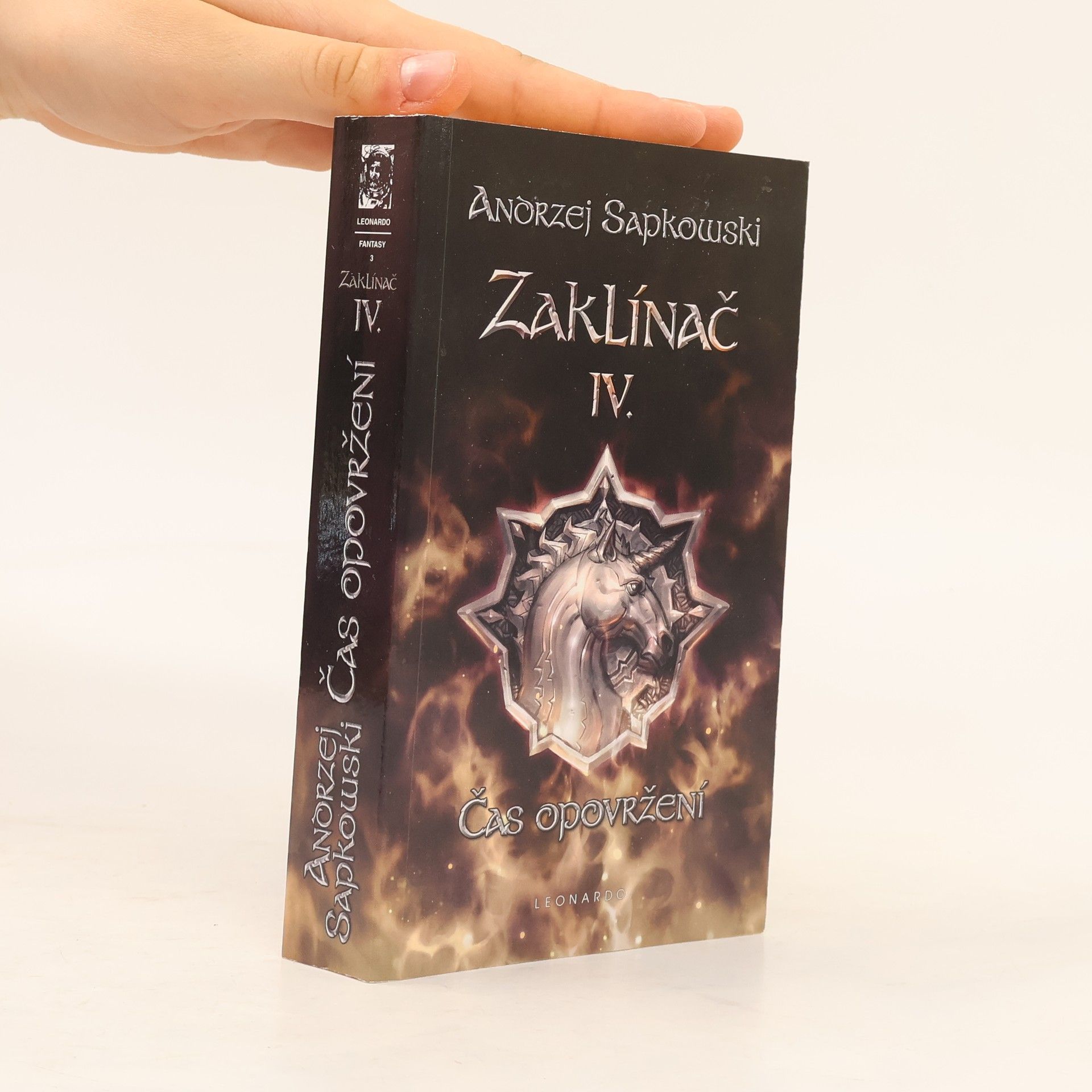 Andrzej Sapkowski Zaklínač IV. Čas opovržení