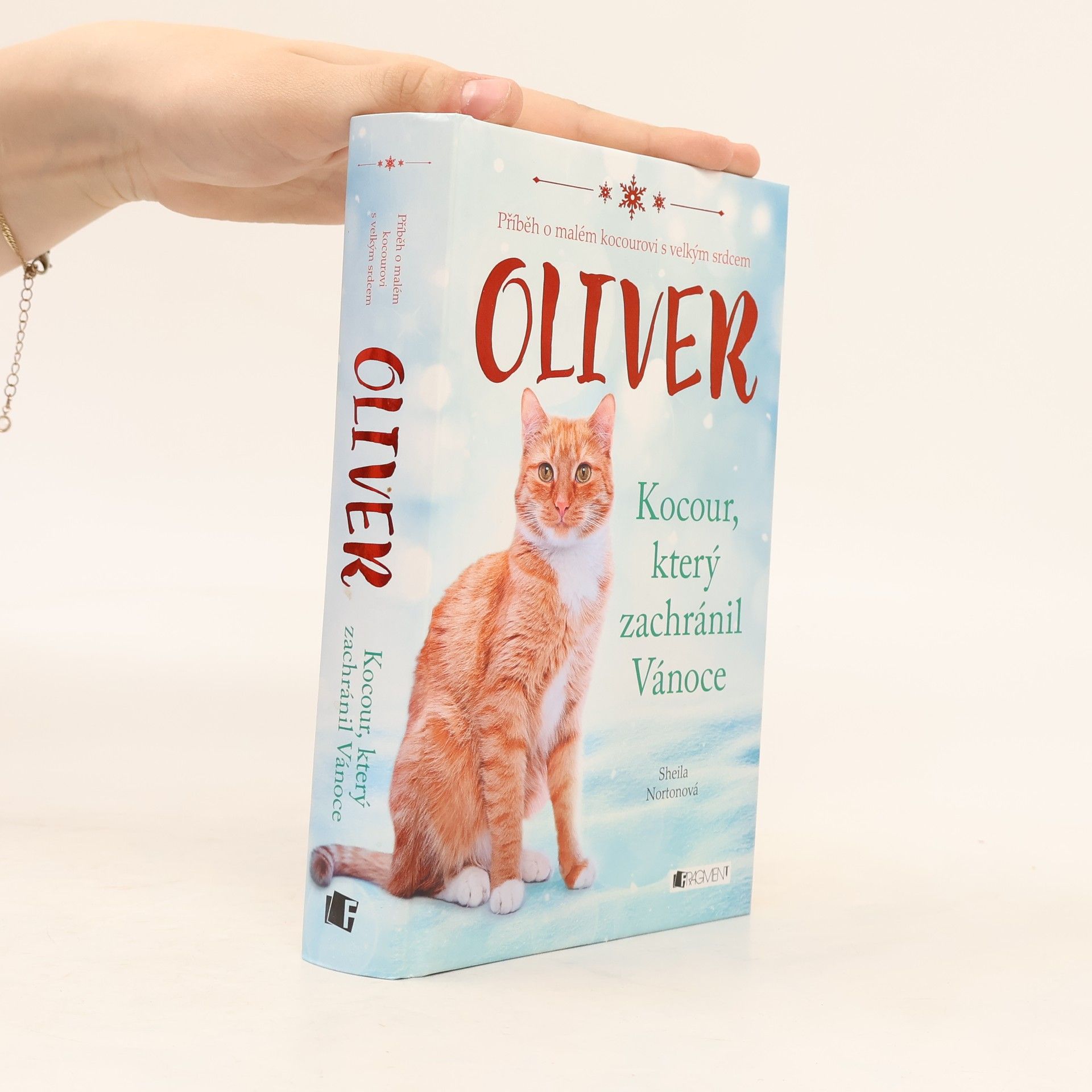 Sheila Norton Oliver. Kocour, který zachránil Vánoce