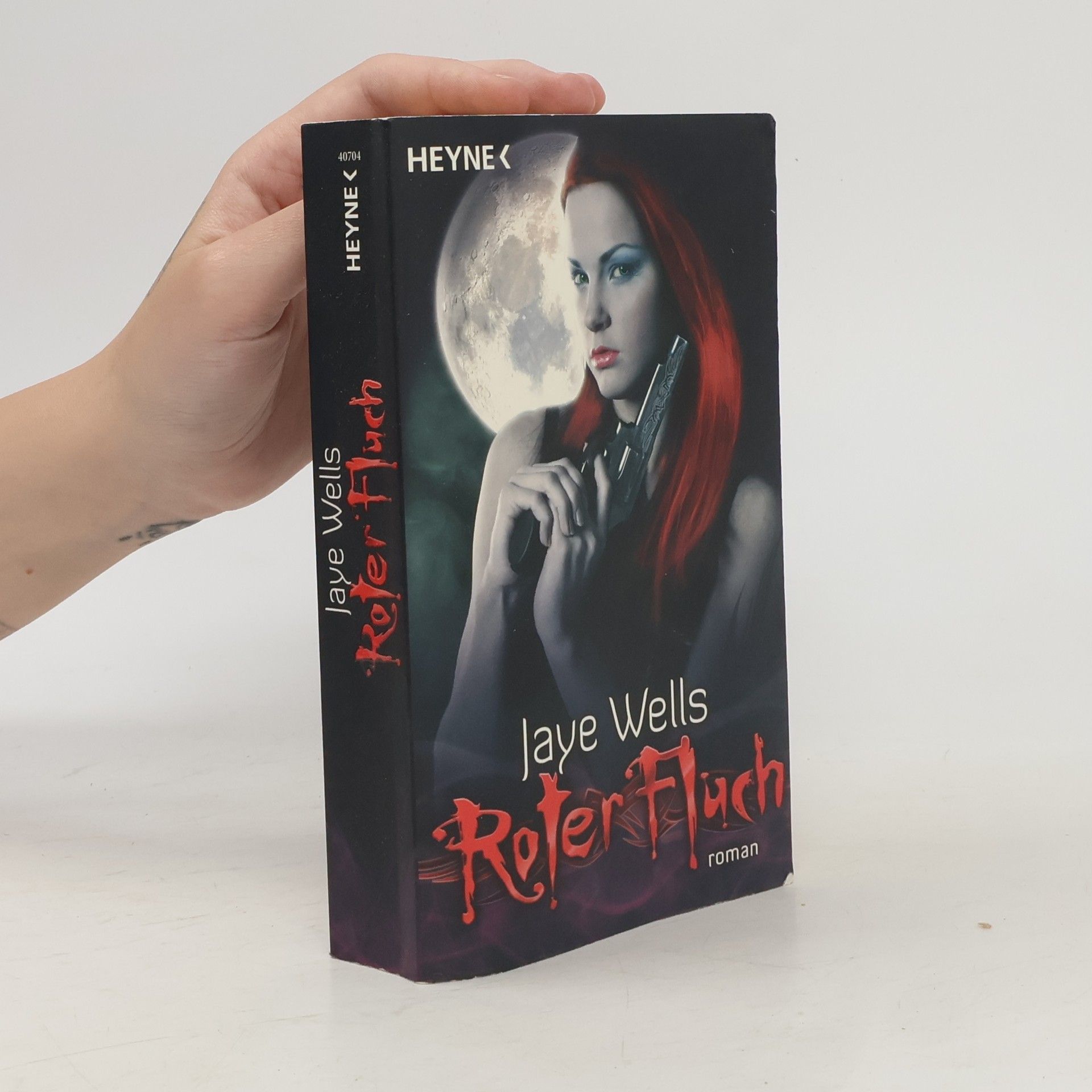 Roter Fluch. Roman