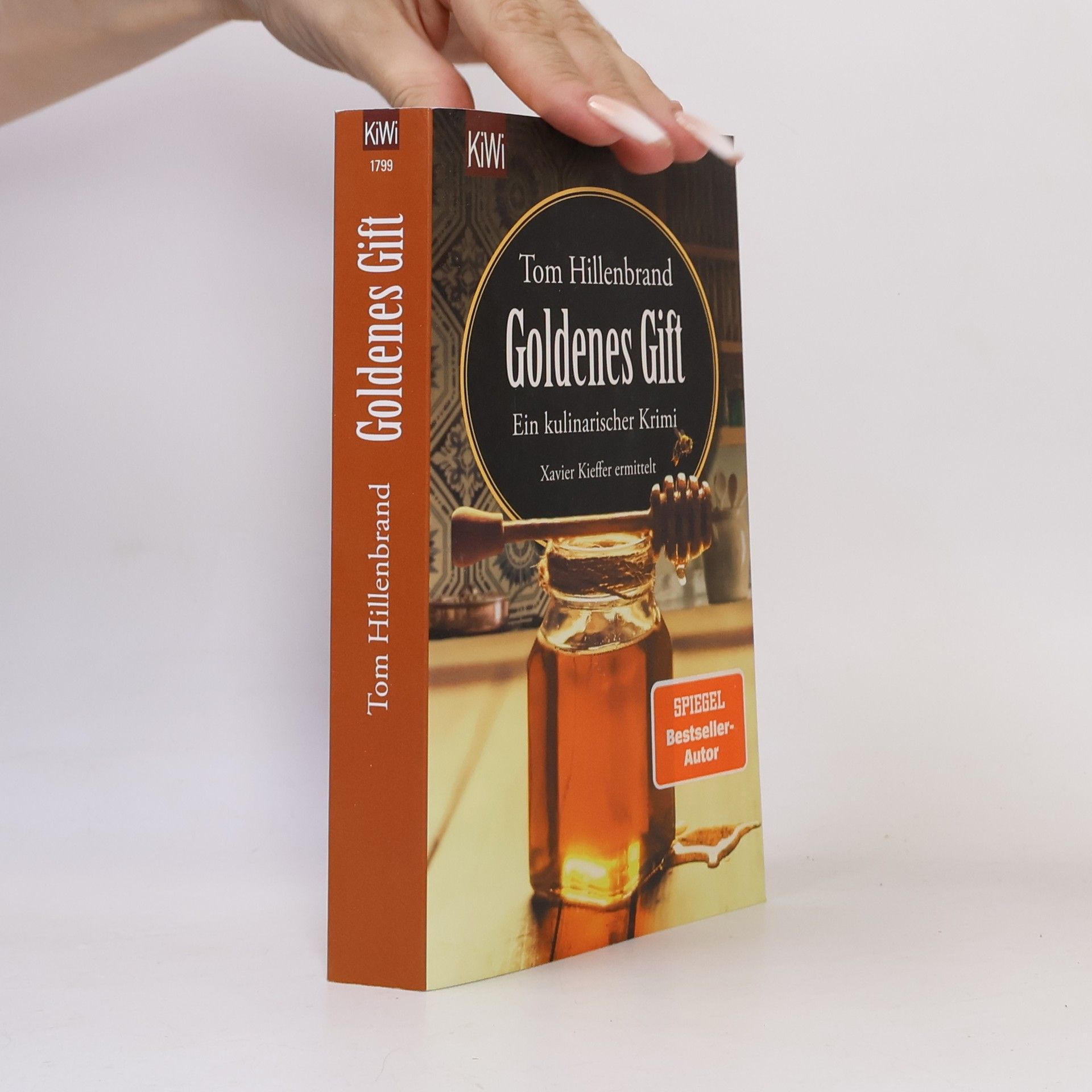 Tom Hillenbrand Goldenes Gift