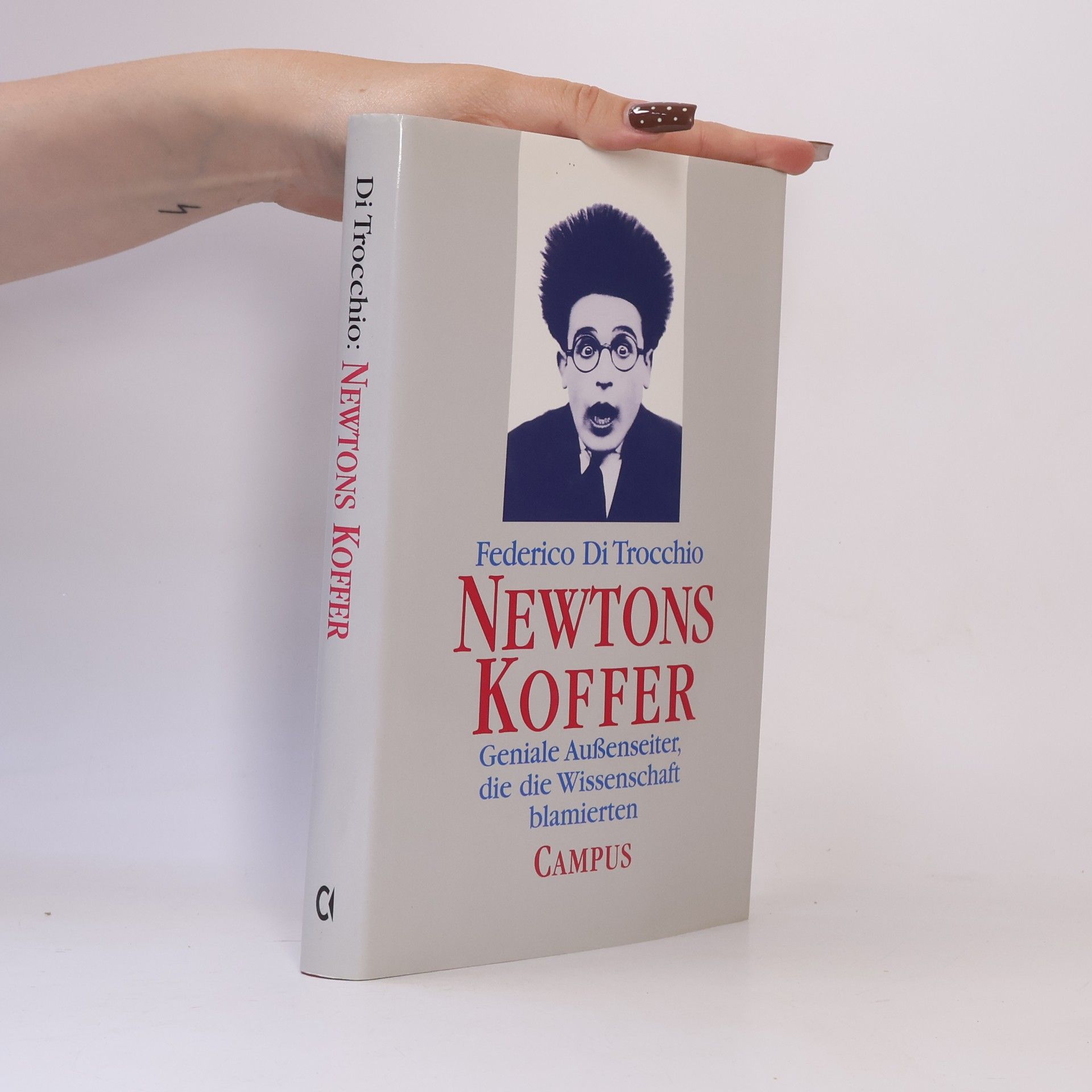 Federico Di Trocchio Newtons Koffer