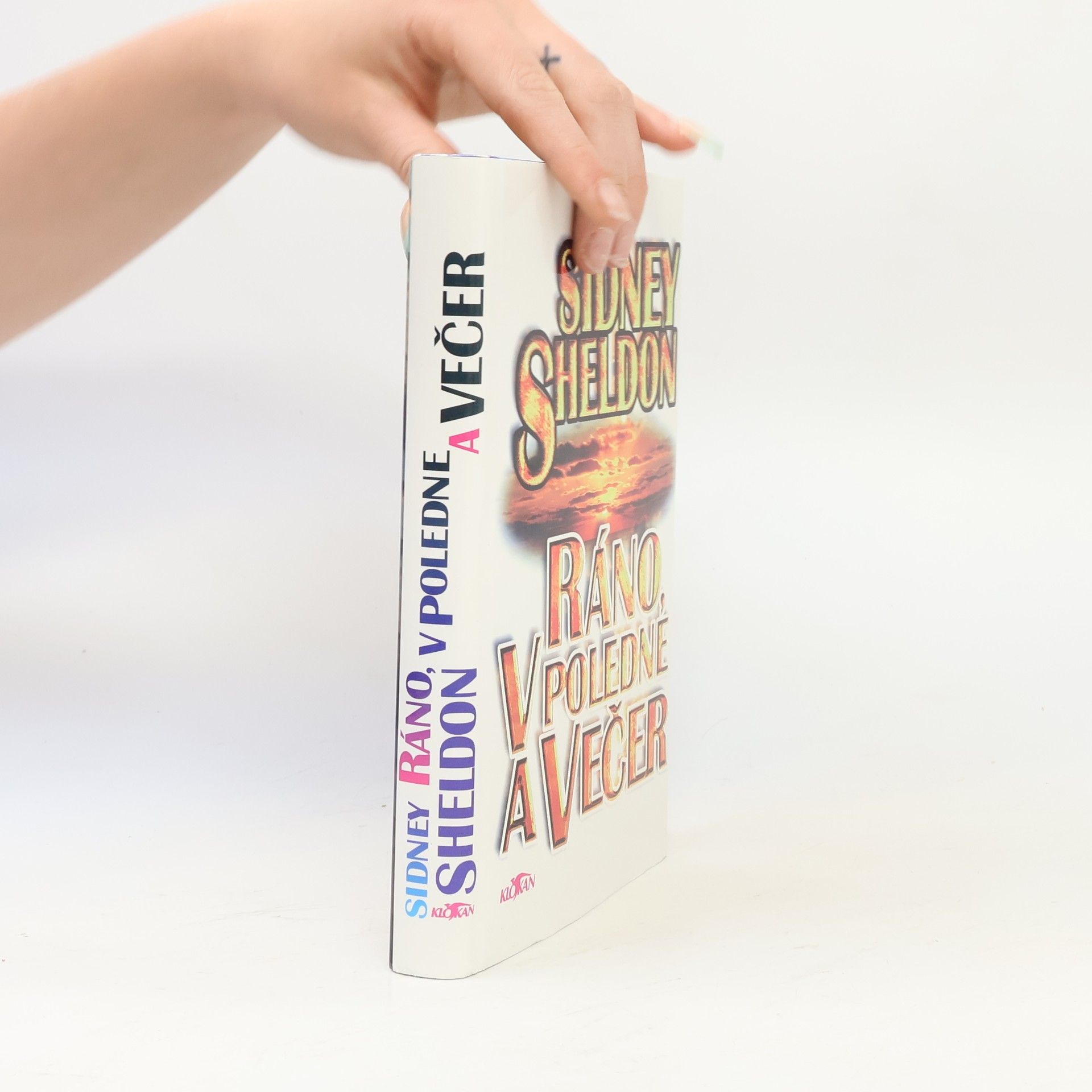 Sidney Sheldon Ráno, v poledne a večer