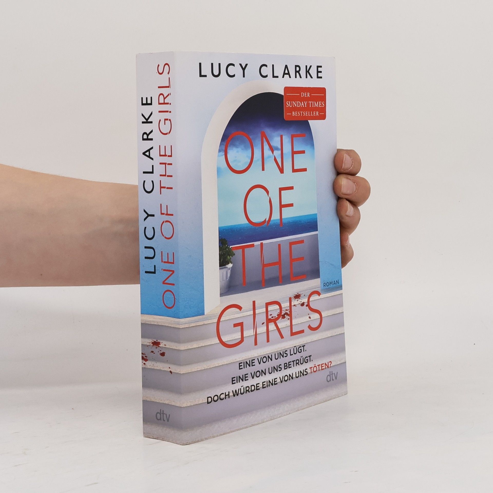 Lucy Clarke One of the Girls