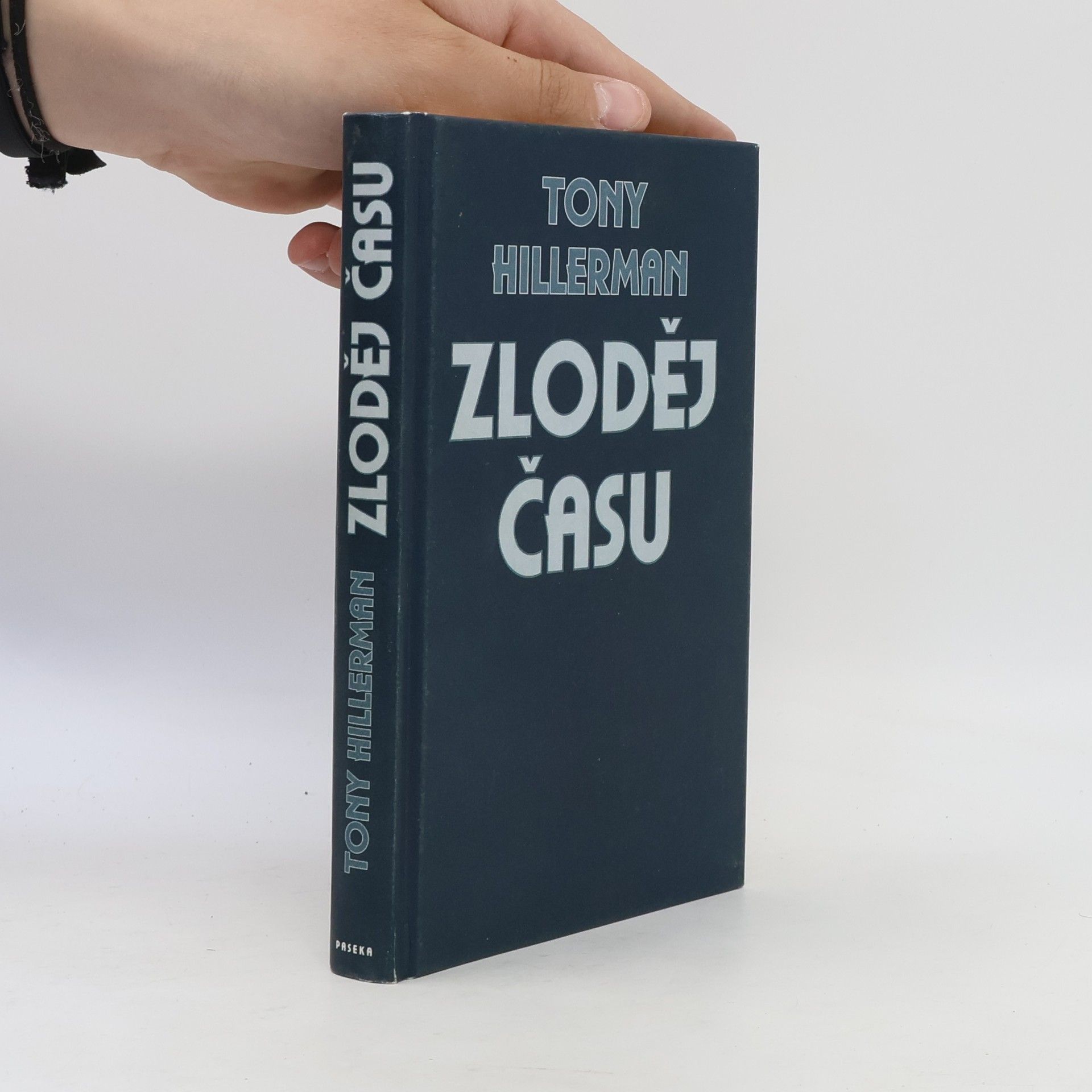Tony Hillerman Zloděj času