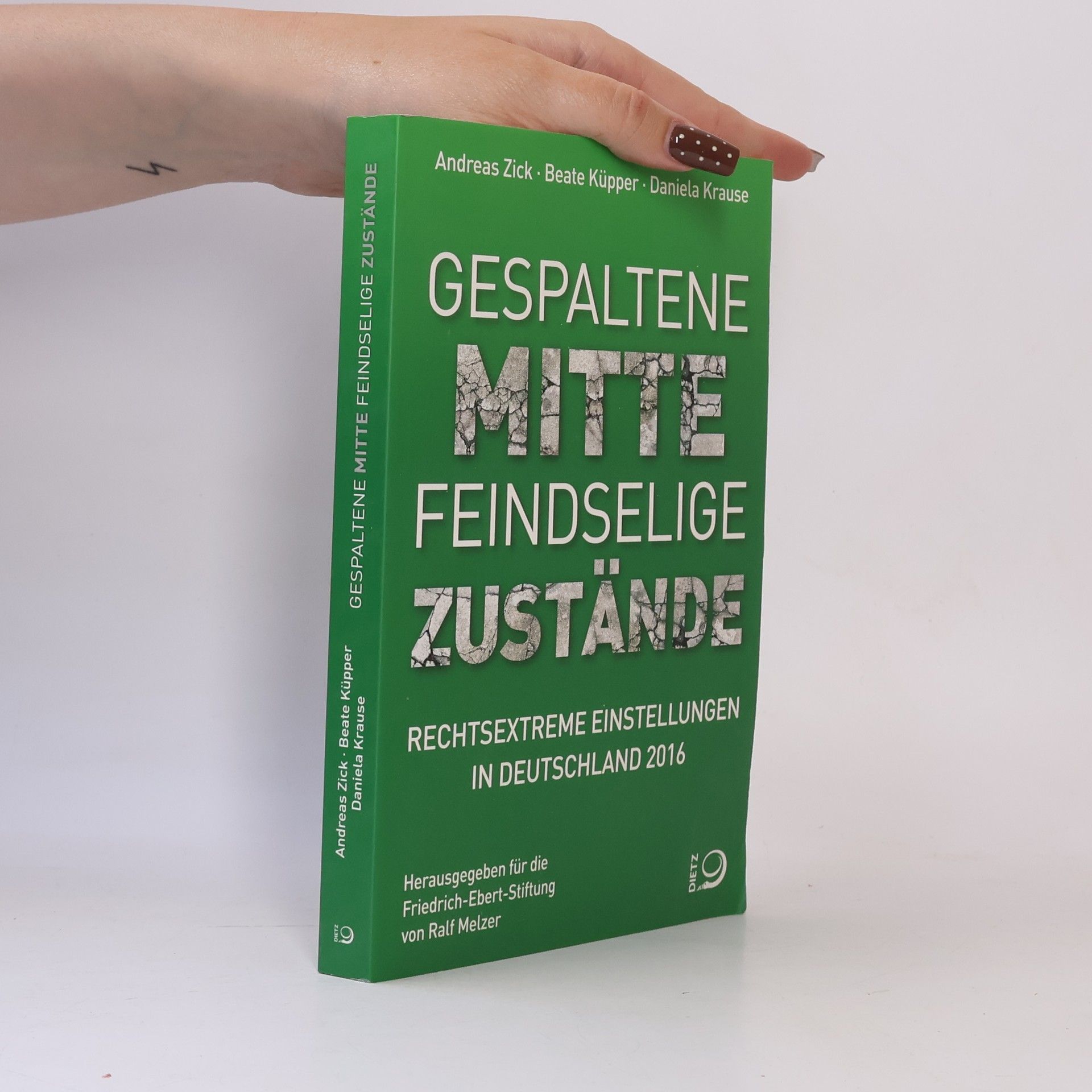 Gespaltene Mitte feindselige Zustände