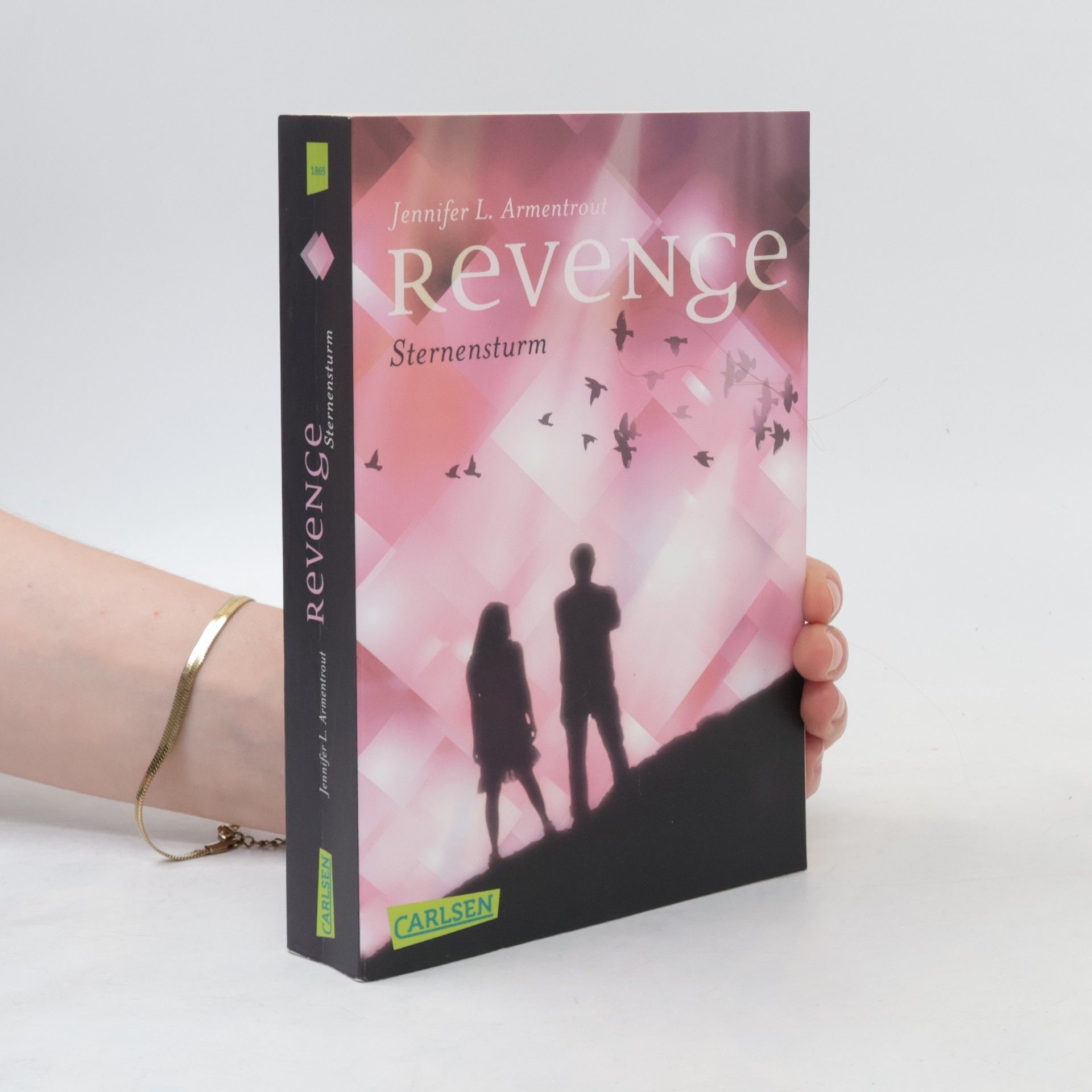 Jennifer L. Armentrout Revenge. Sternensturm (Revenge 1)