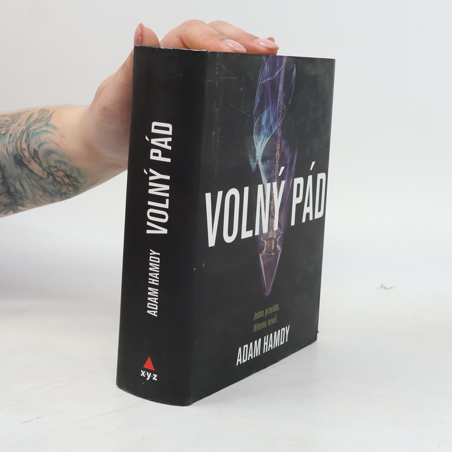Adam Hamdy Volný pád