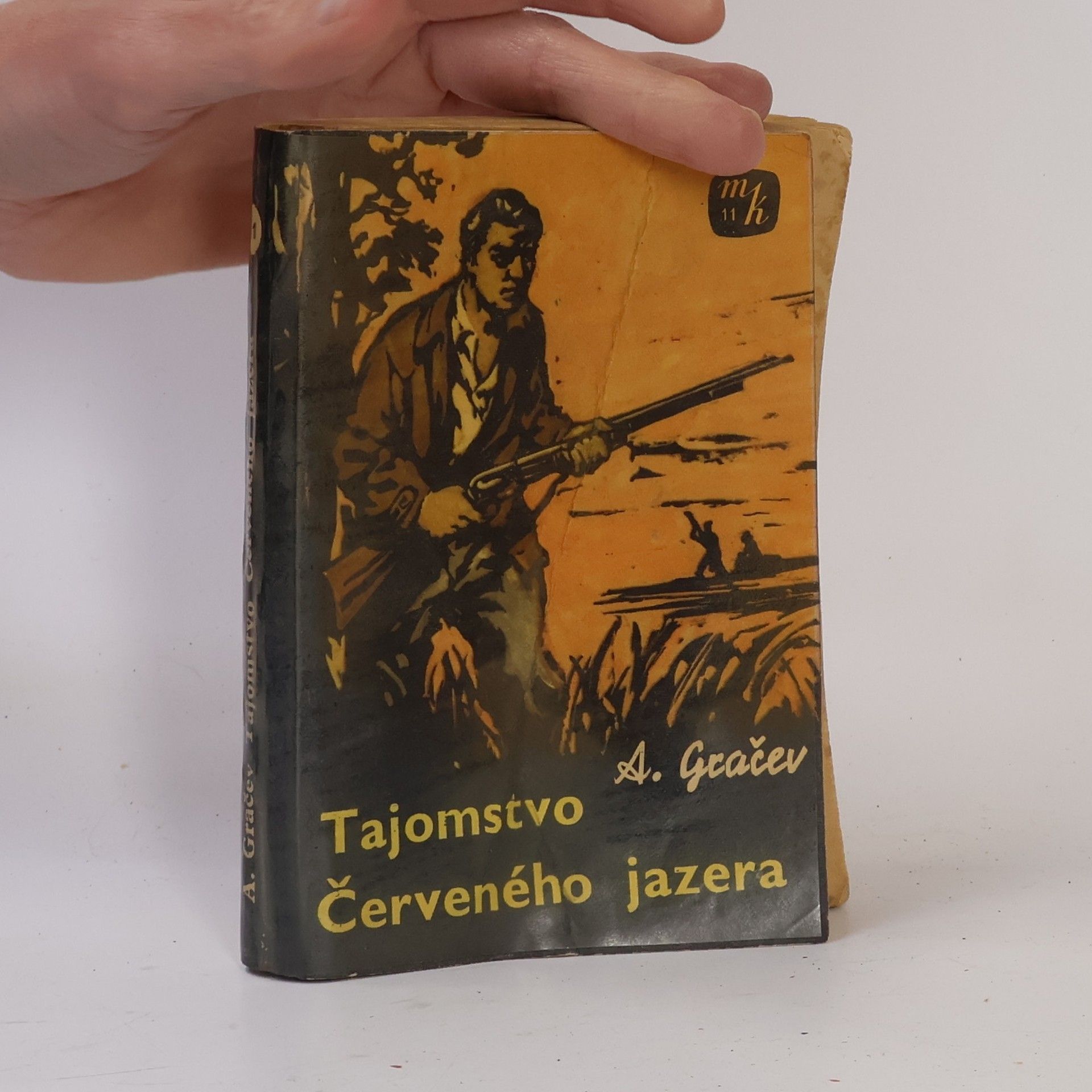 A. Gračev Tajomstvo Červeného jazera