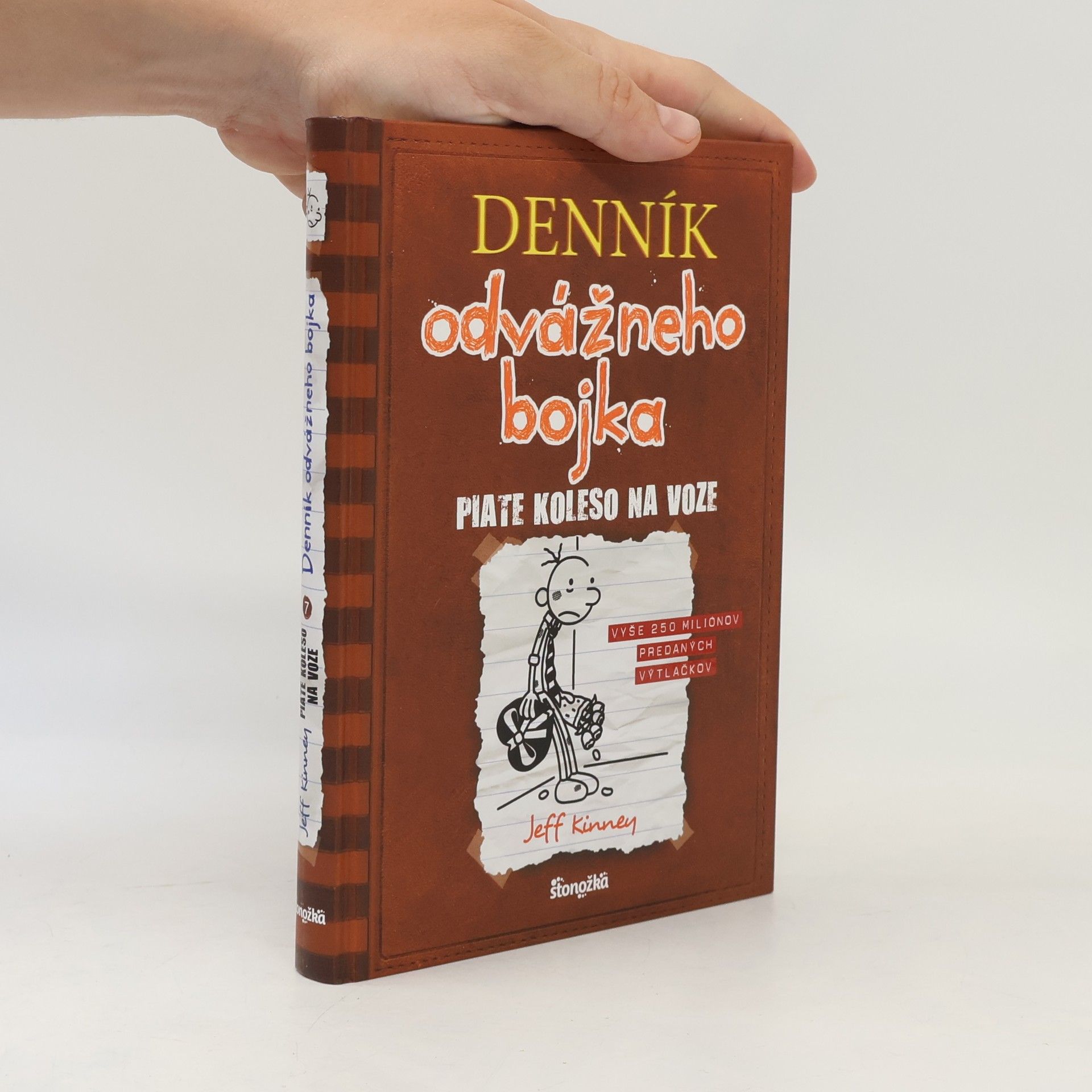 Jeff Kinney Denník odvážneho bojka 7. Piate koleso na voze